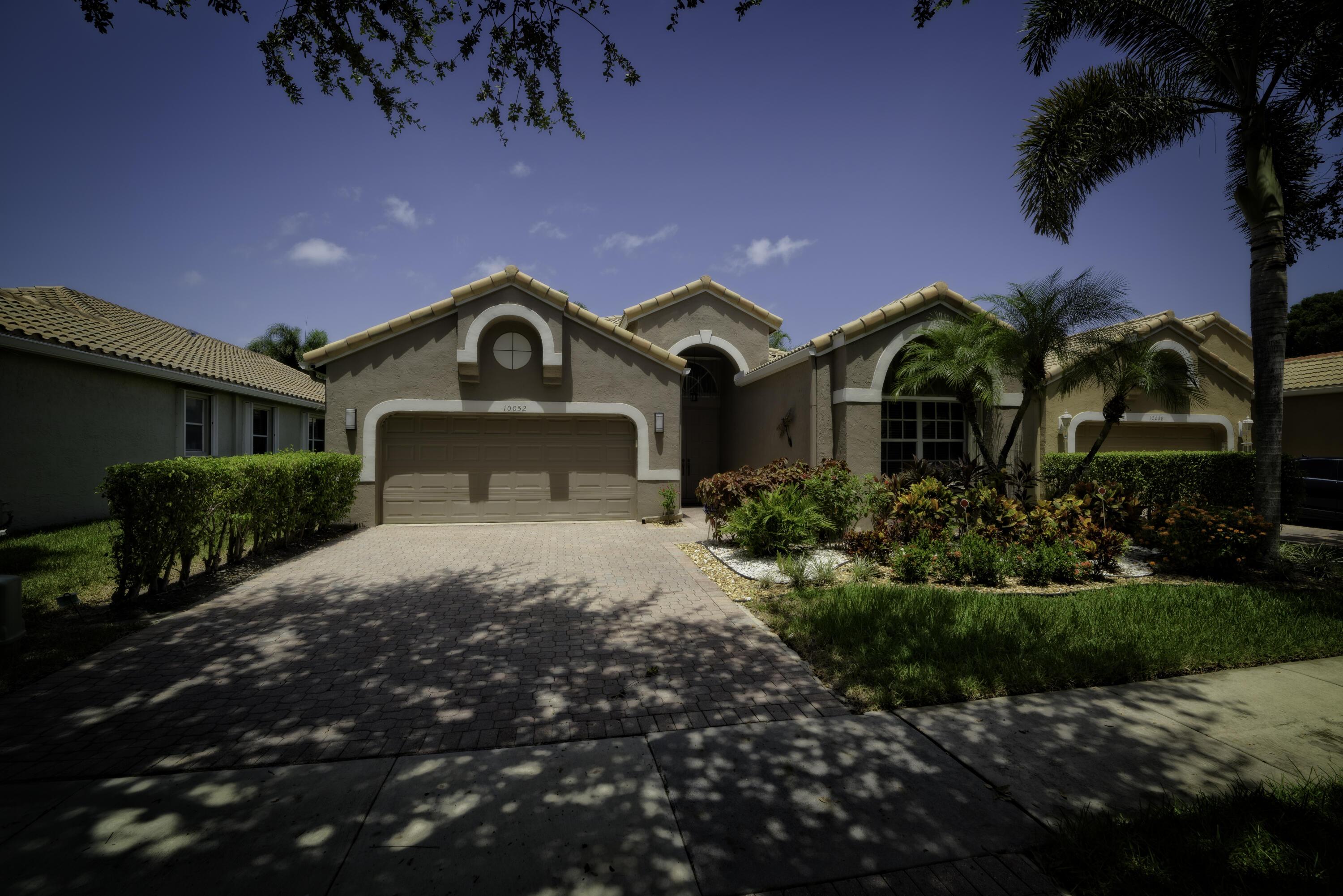 10052 Diamond Lake Drive, Boynton Beach, FL 33437, Boynton Beach - Photo 3