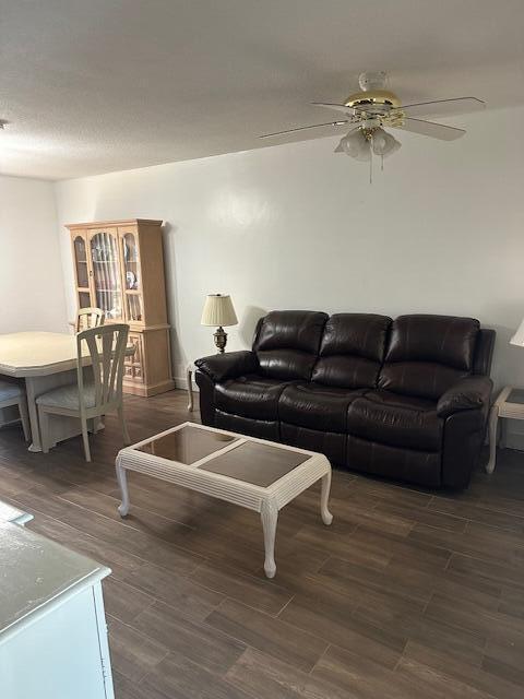 2770 S GARDEN Drive S 208, Lake Worth, FL 33461, Lake Worth - Photo 3