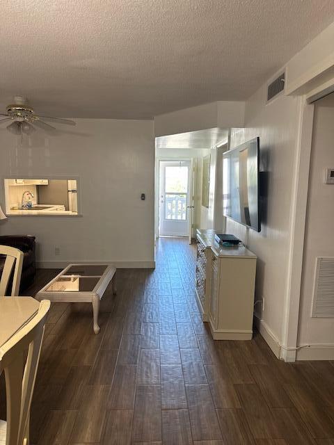 2770 S GARDEN Drive S 208, Lake Worth, FL 33461, Lake Worth - Photo 2