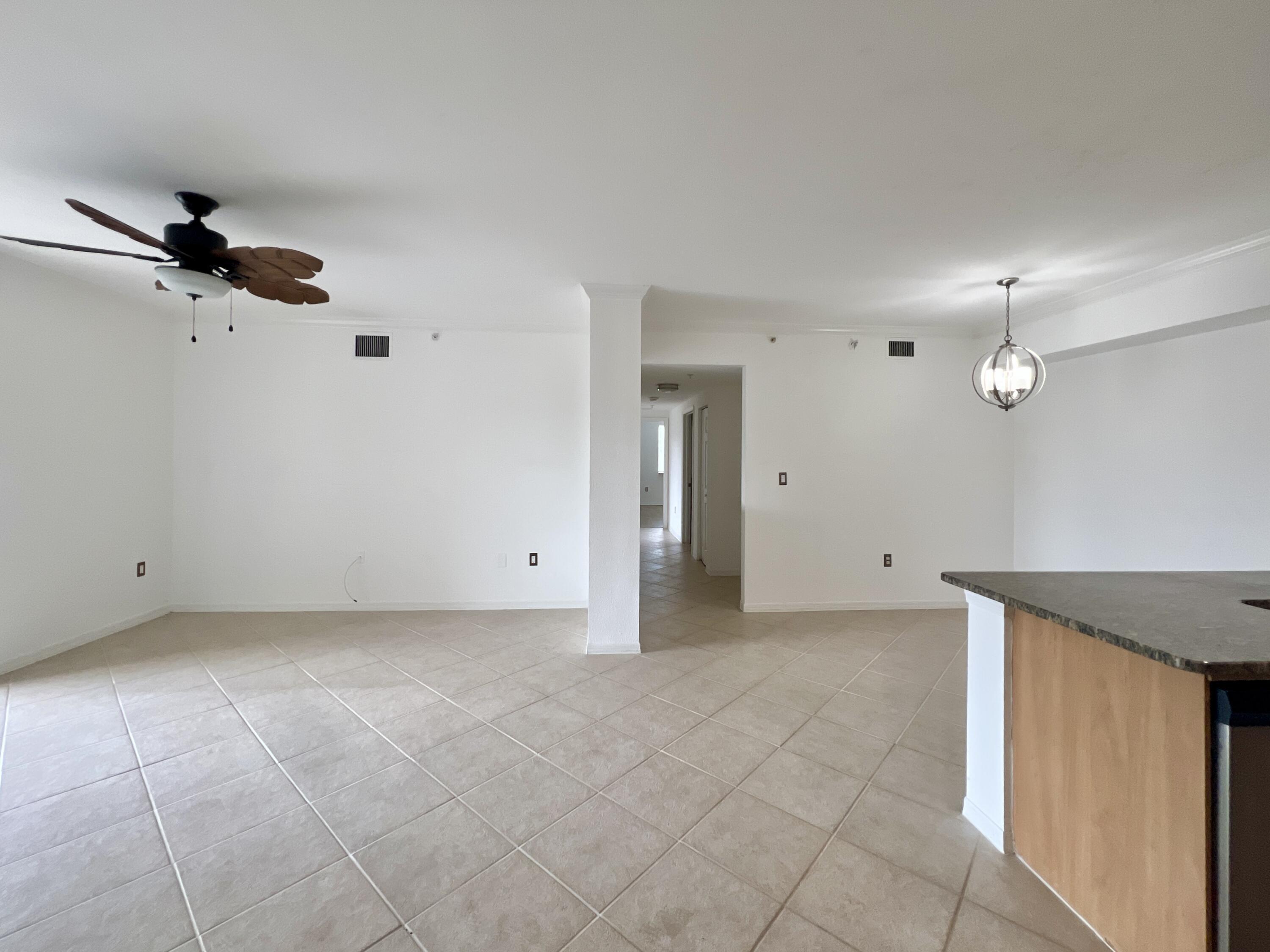6450 Emerald Dunes Drive 301, West Palm Beach, FL 33411, West Palm Beach - Photo 3