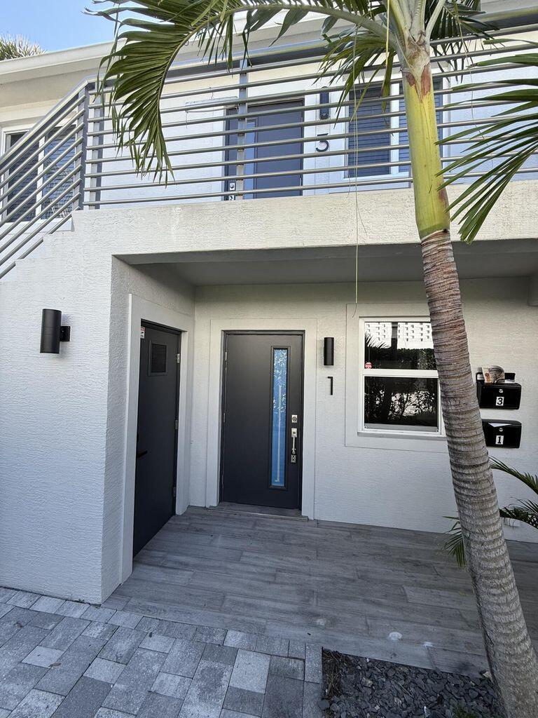 3805 S OLIVE Avenue 1, West Palm Beach, FL 33405, West Palm Beach - Photo 4