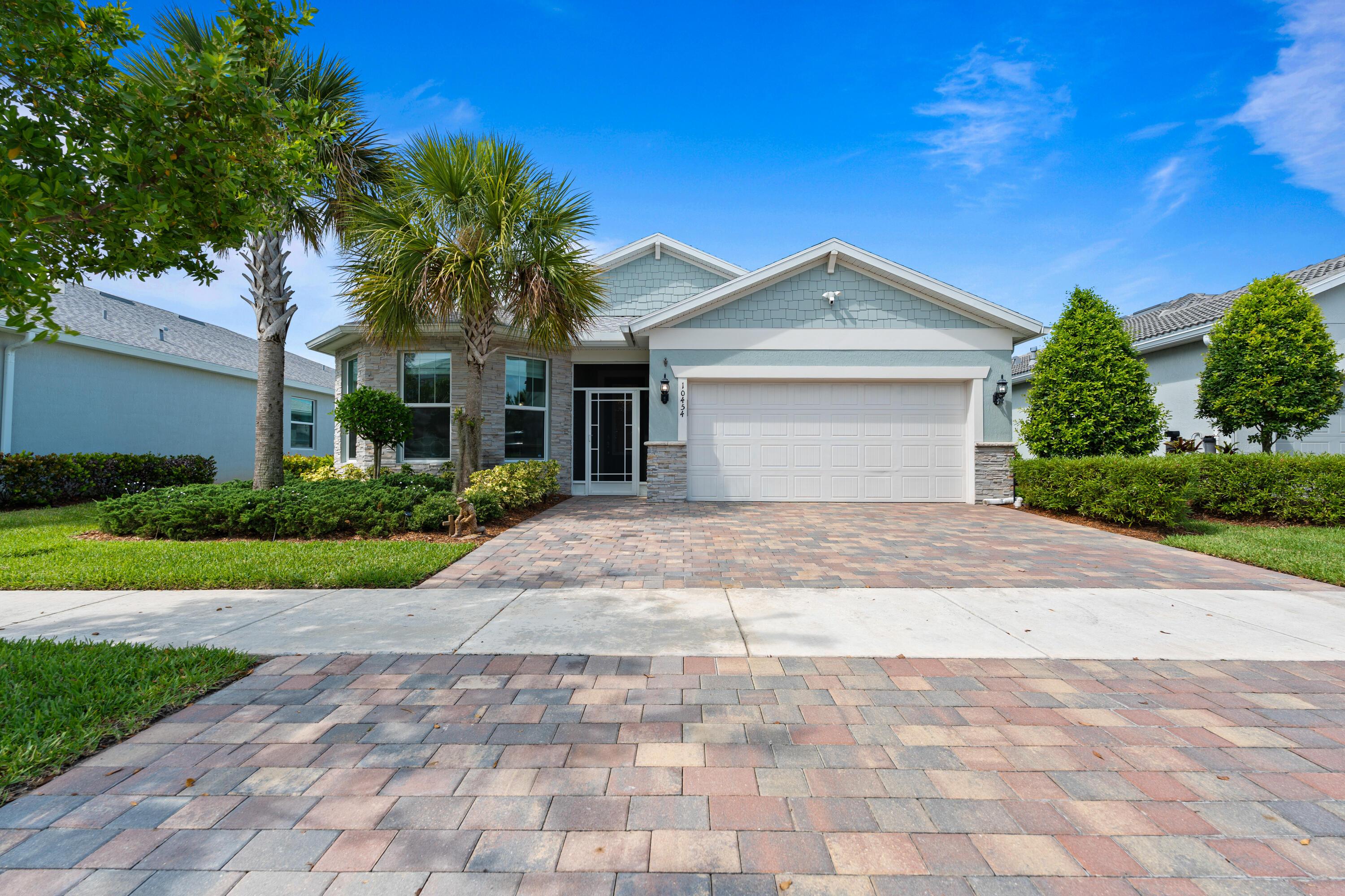 10454 SW Captiva Drive, Port St. Lucie, FL 34987, Port St. Lucie - Photo 3