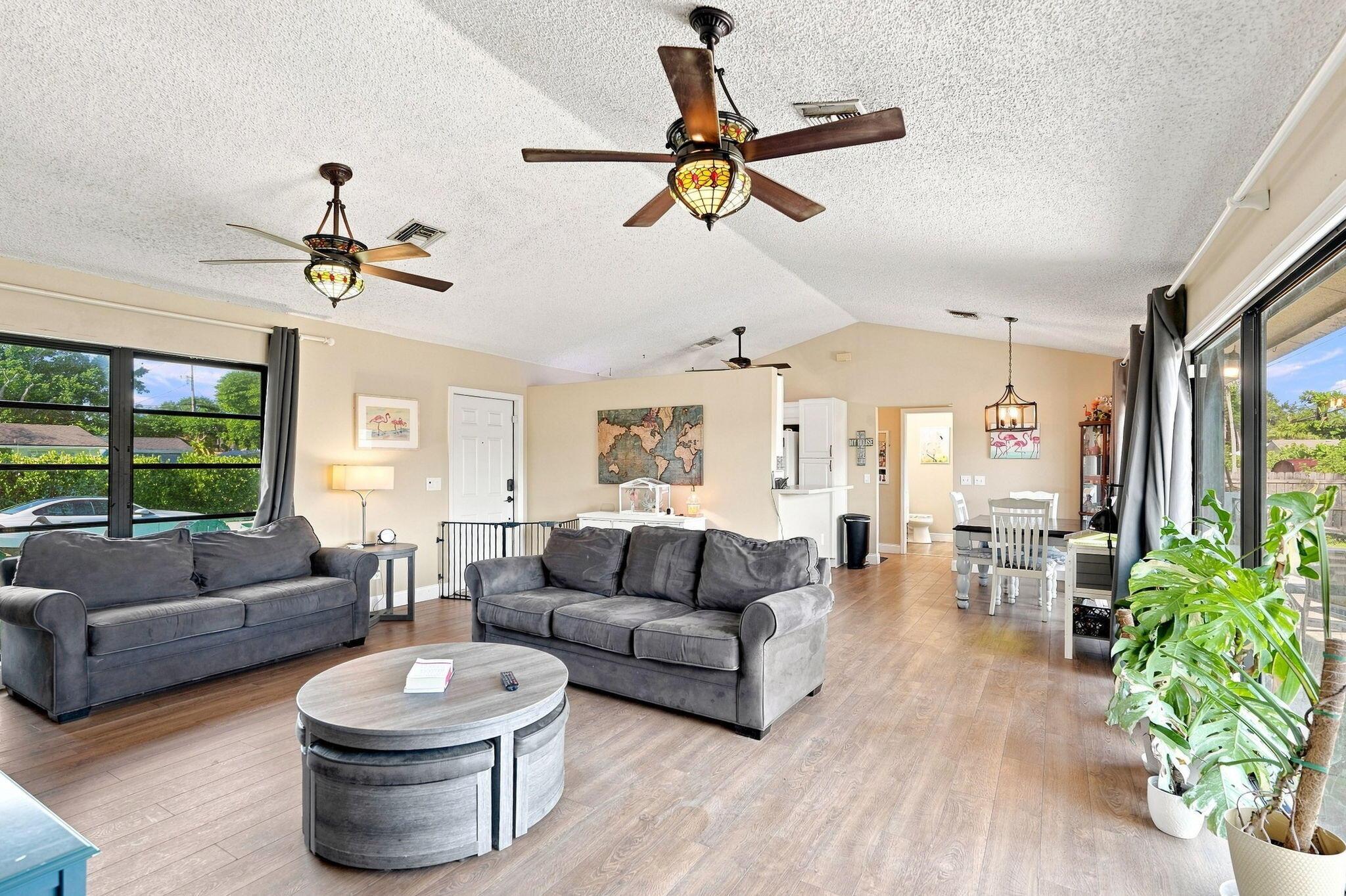9179 Honeywell Road, Lake Worth, FL 33467, Lake Worth - Photo 5