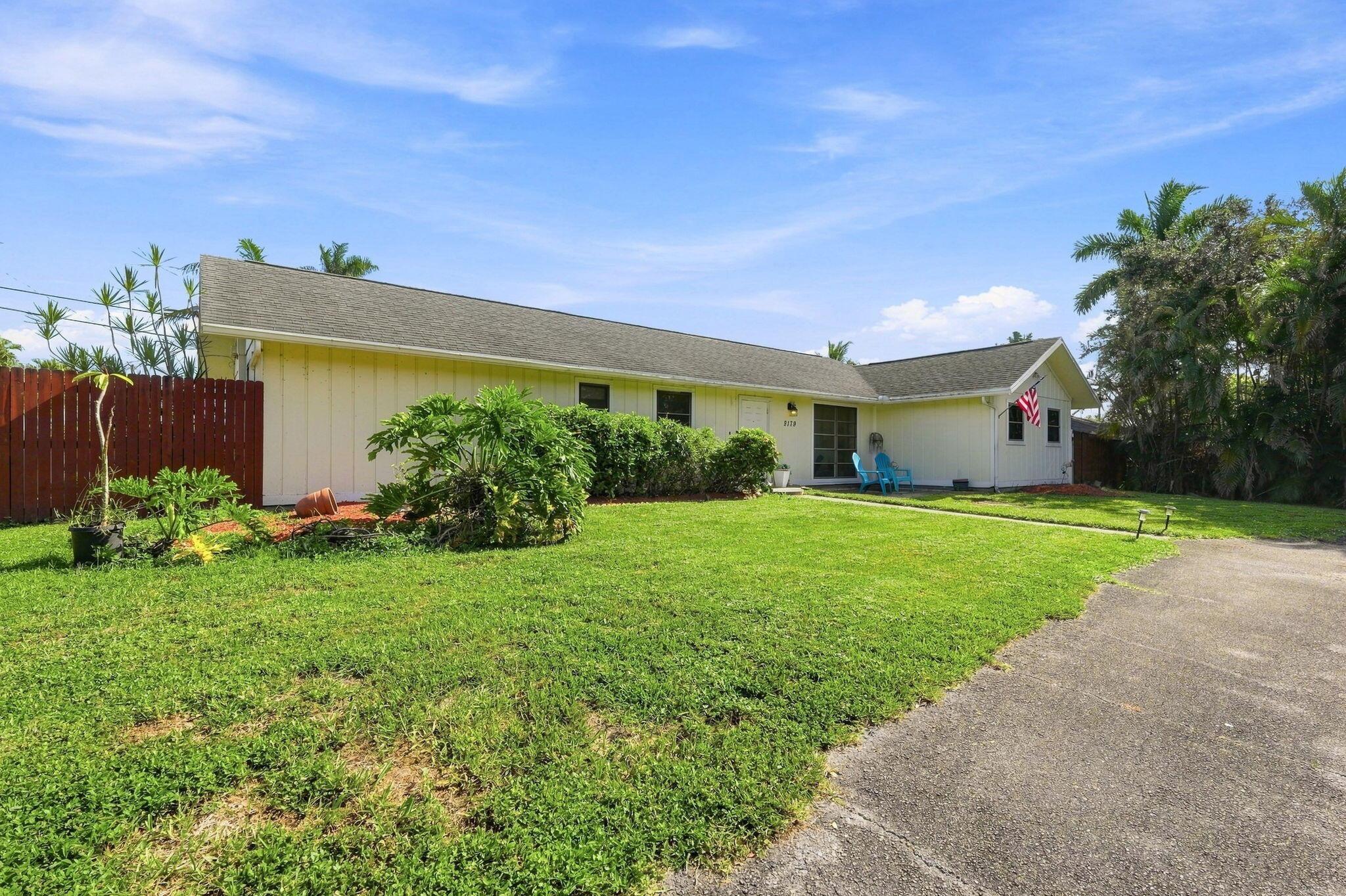9179 Honeywell Road, Lake Worth, FL 33467, Lake Worth - Photo 2