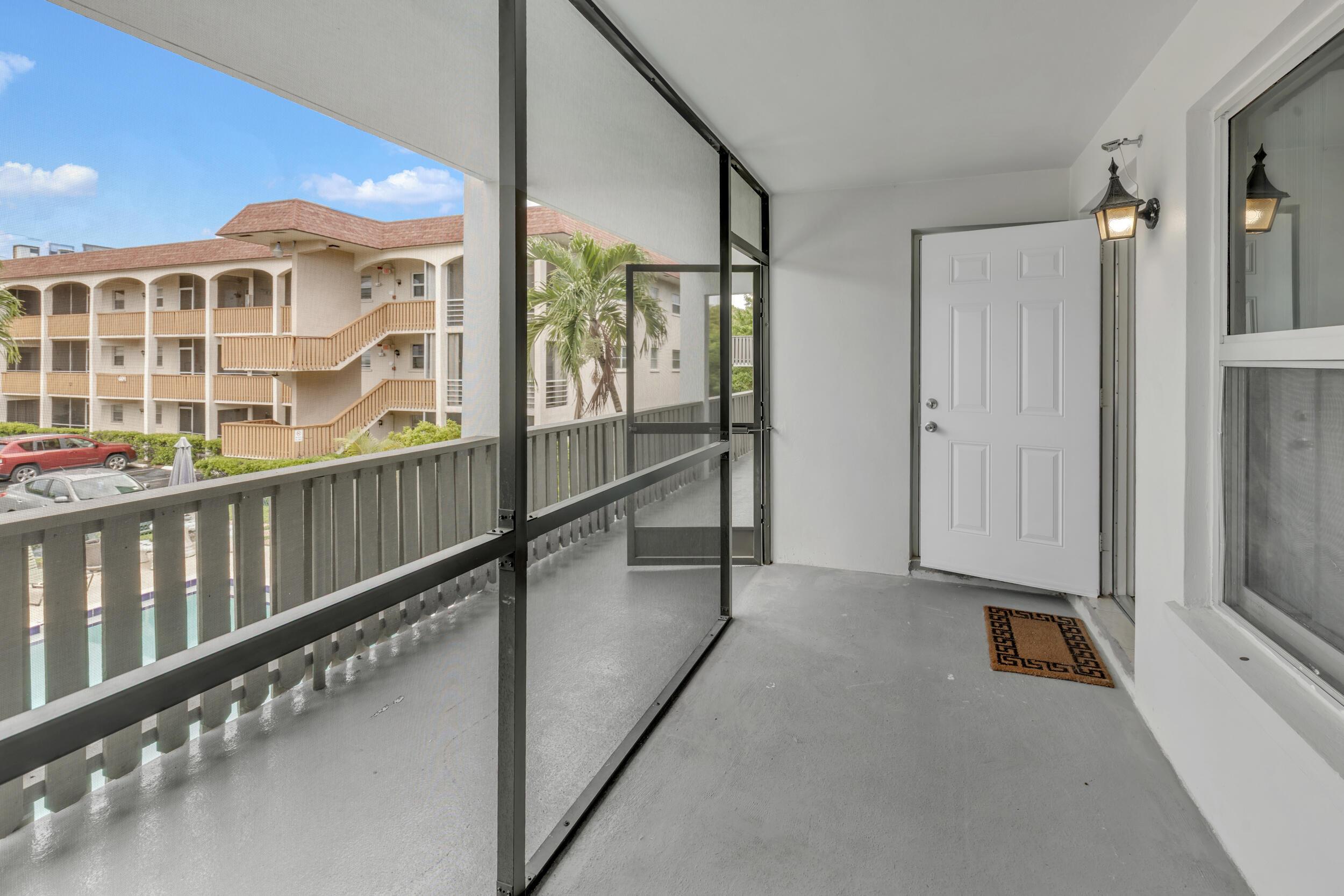 651 PINE Drive 204, Pompano Beach, FL 33060, Pompano Beach - Photo 4