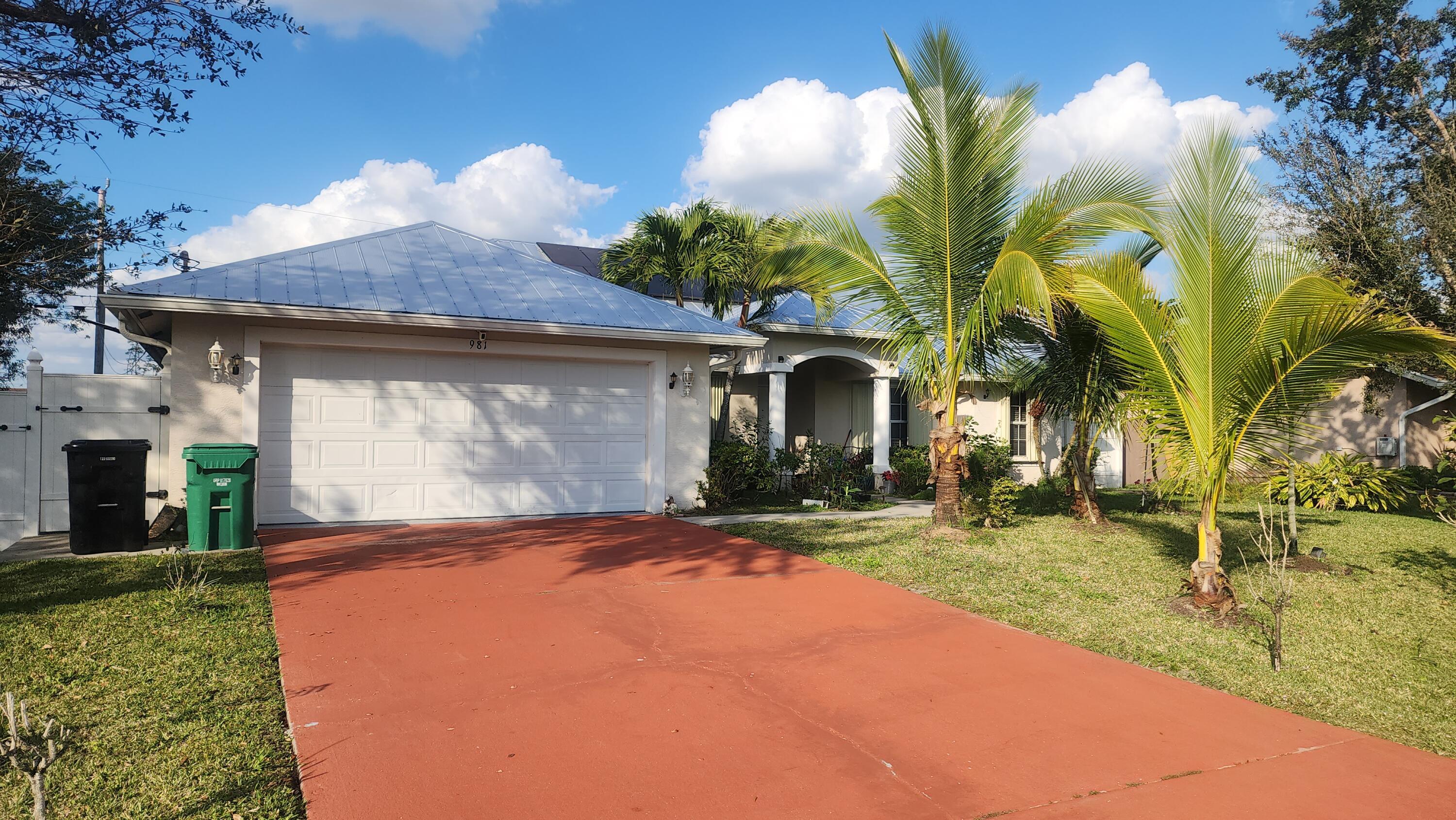 981 SW McCracken Avenue, Port St. Lucie, FL 34953, Port St. Lucie