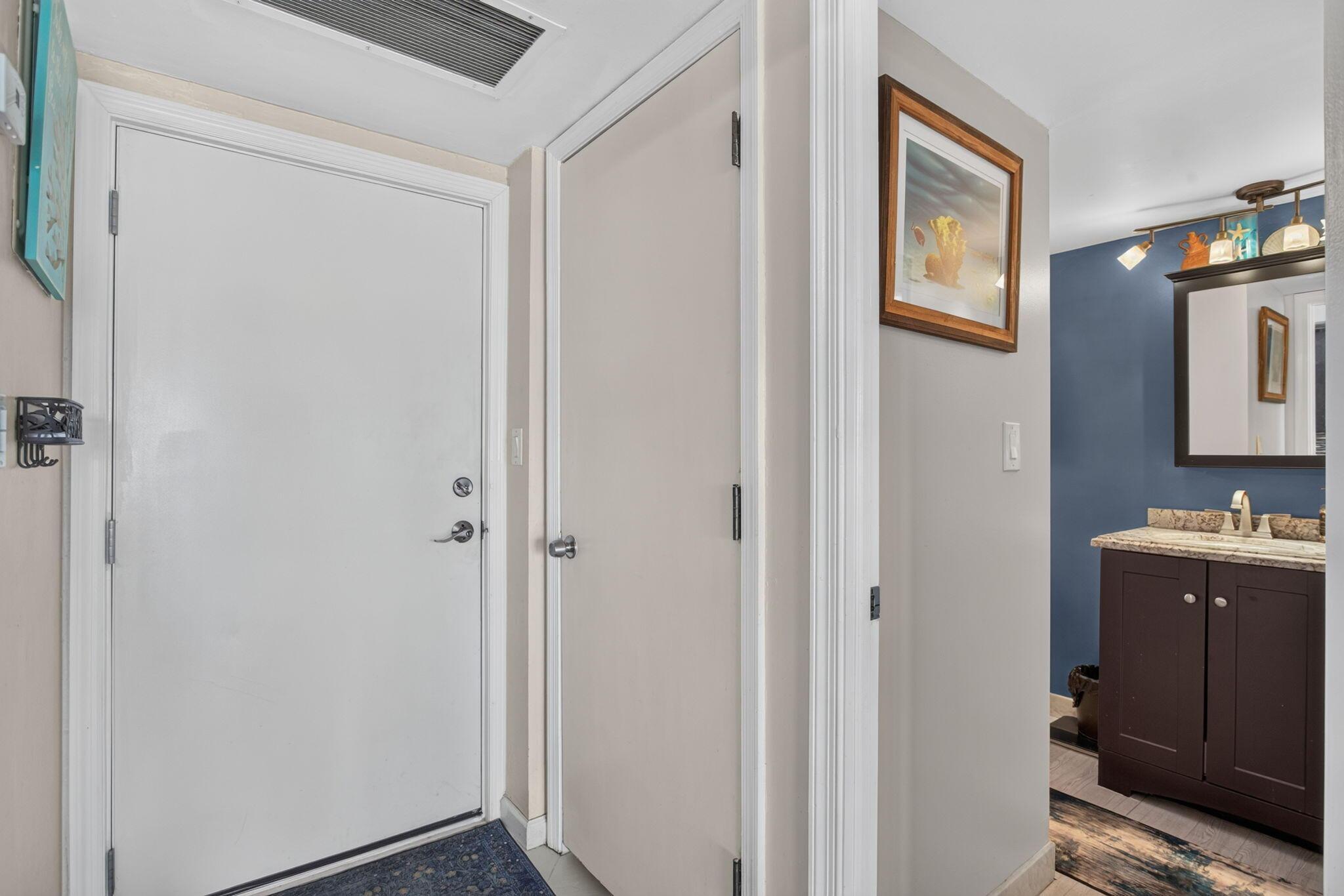 801 S Federal Highway 1103, Pompano Beach, FL 33062, Pompano Beach - Photo 2