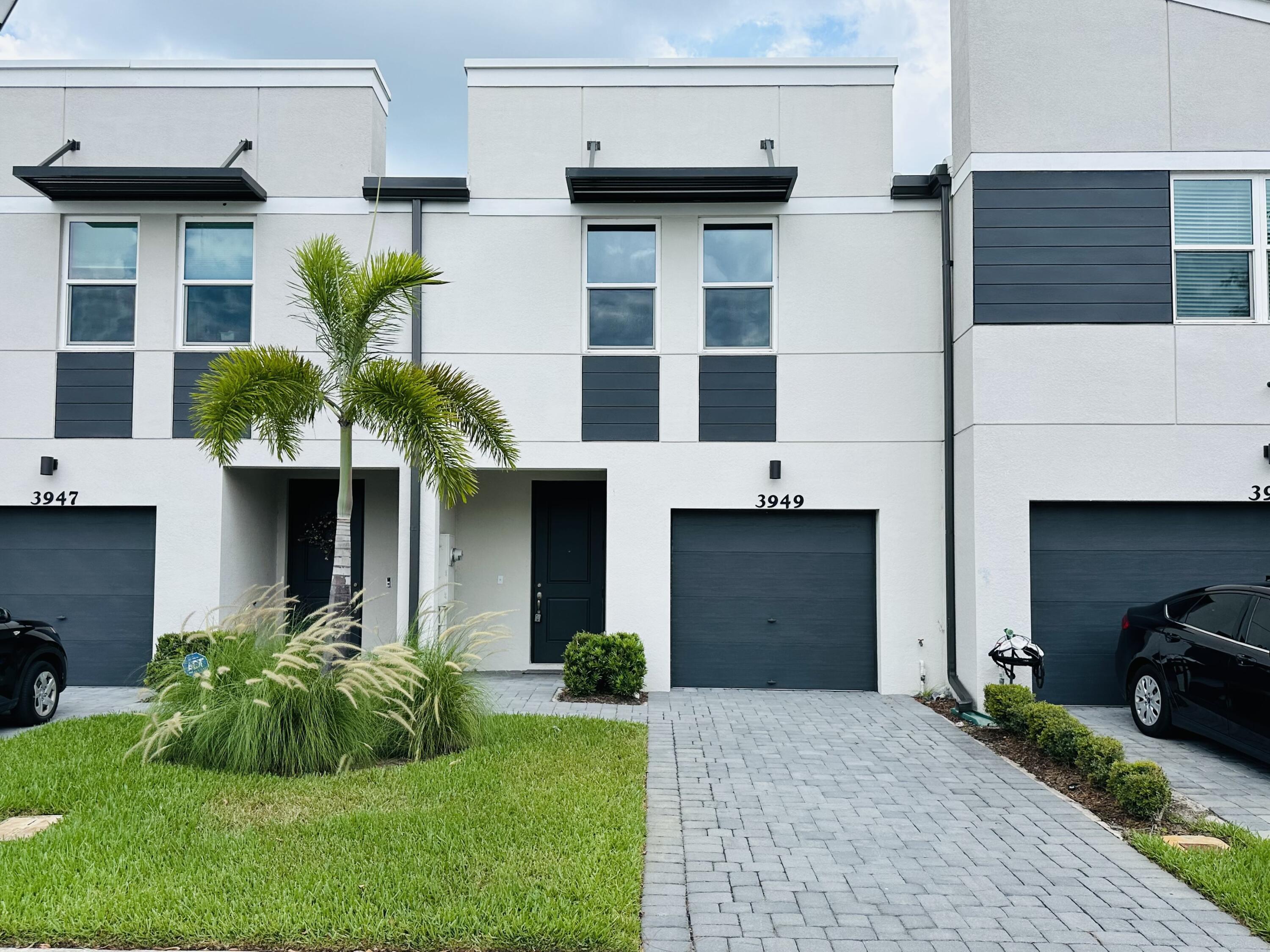 3949 SE MENTMORE Lane, Stuart, FL 34997, Stuart