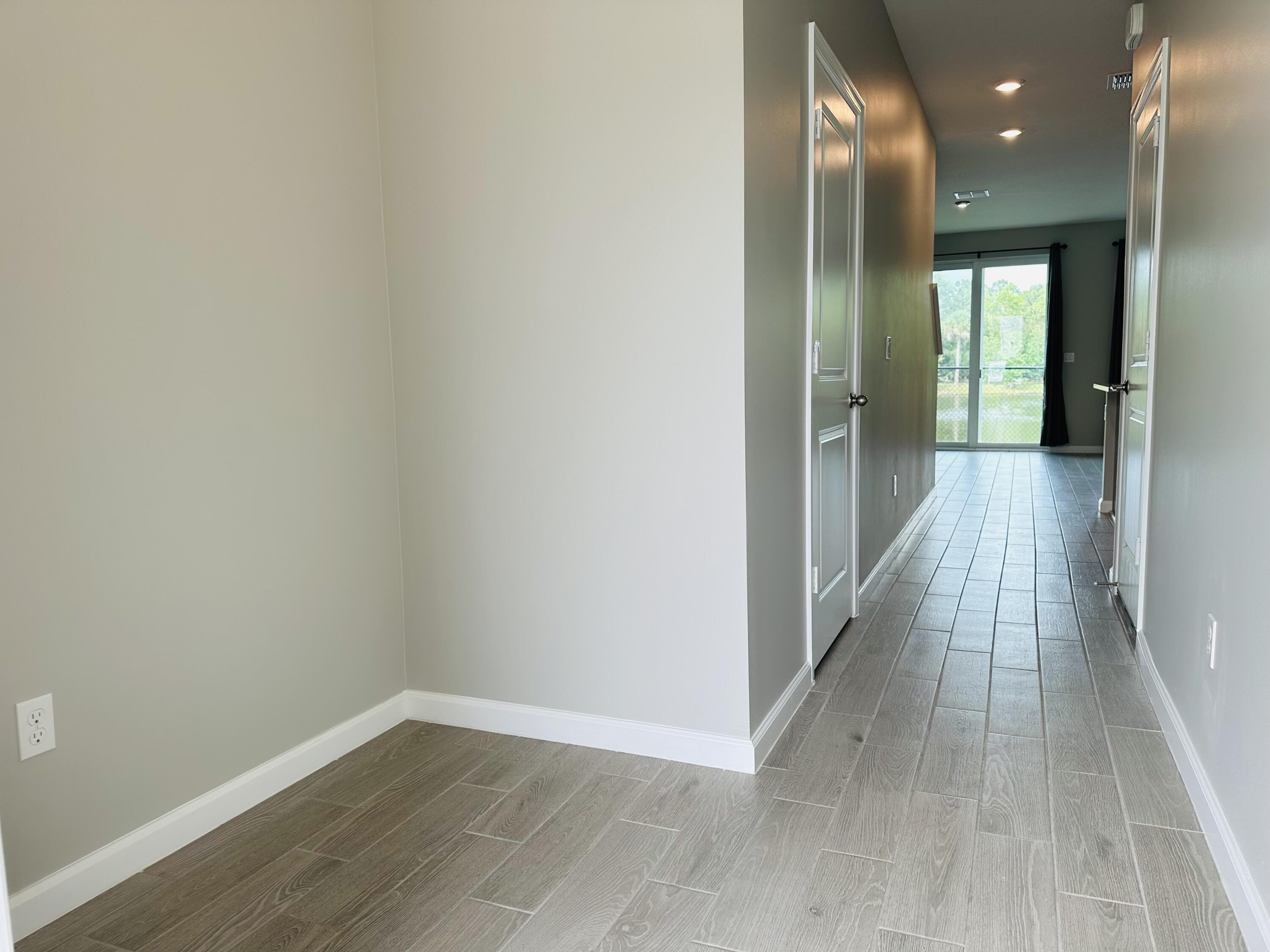 3949 SE MENTMORE Lane, Stuart, FL 34997, Stuart - Photo 5