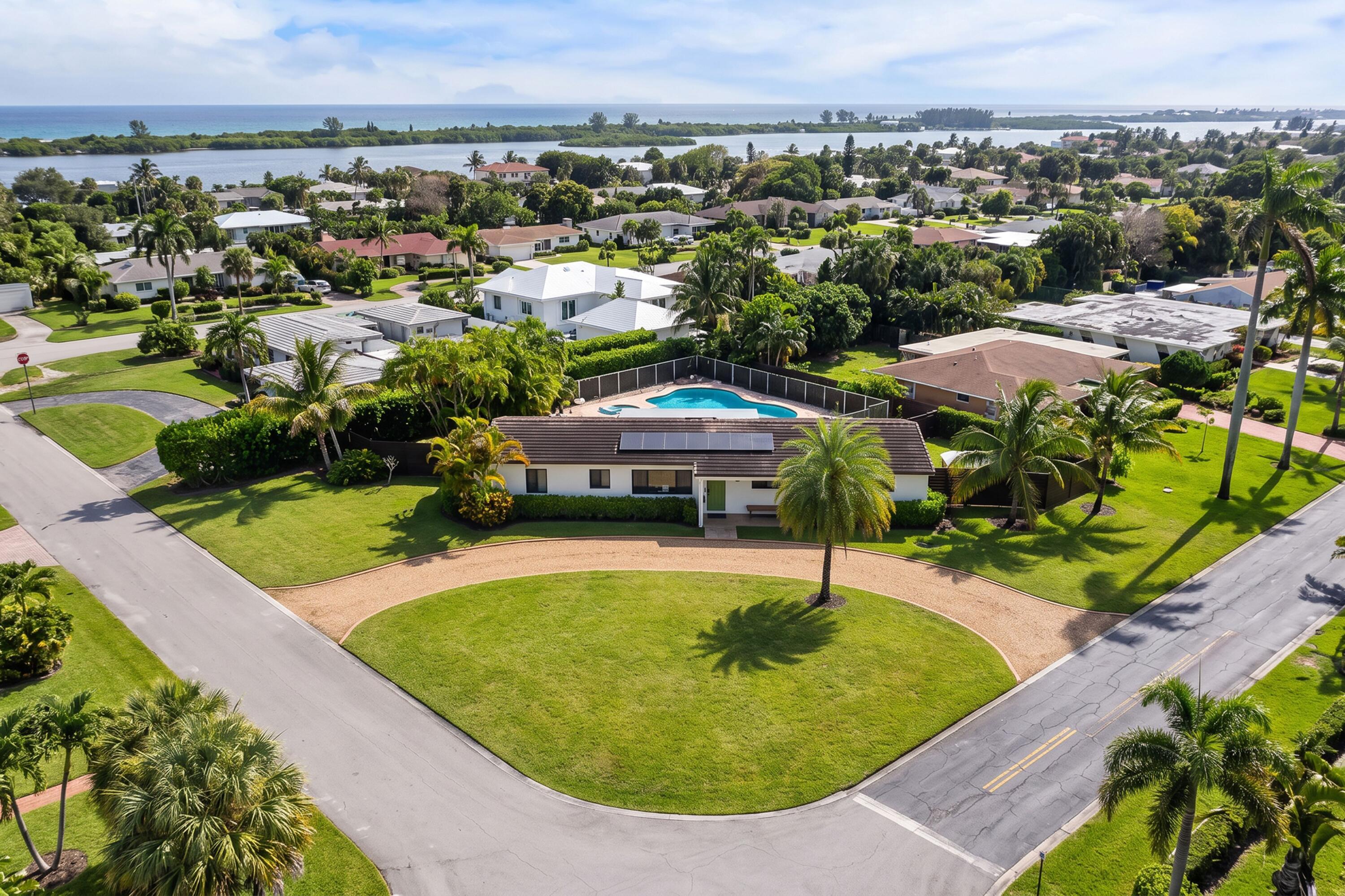 310 Orange Way, West Palm Beach, FL 33405, West Palm Beach - Photo 4