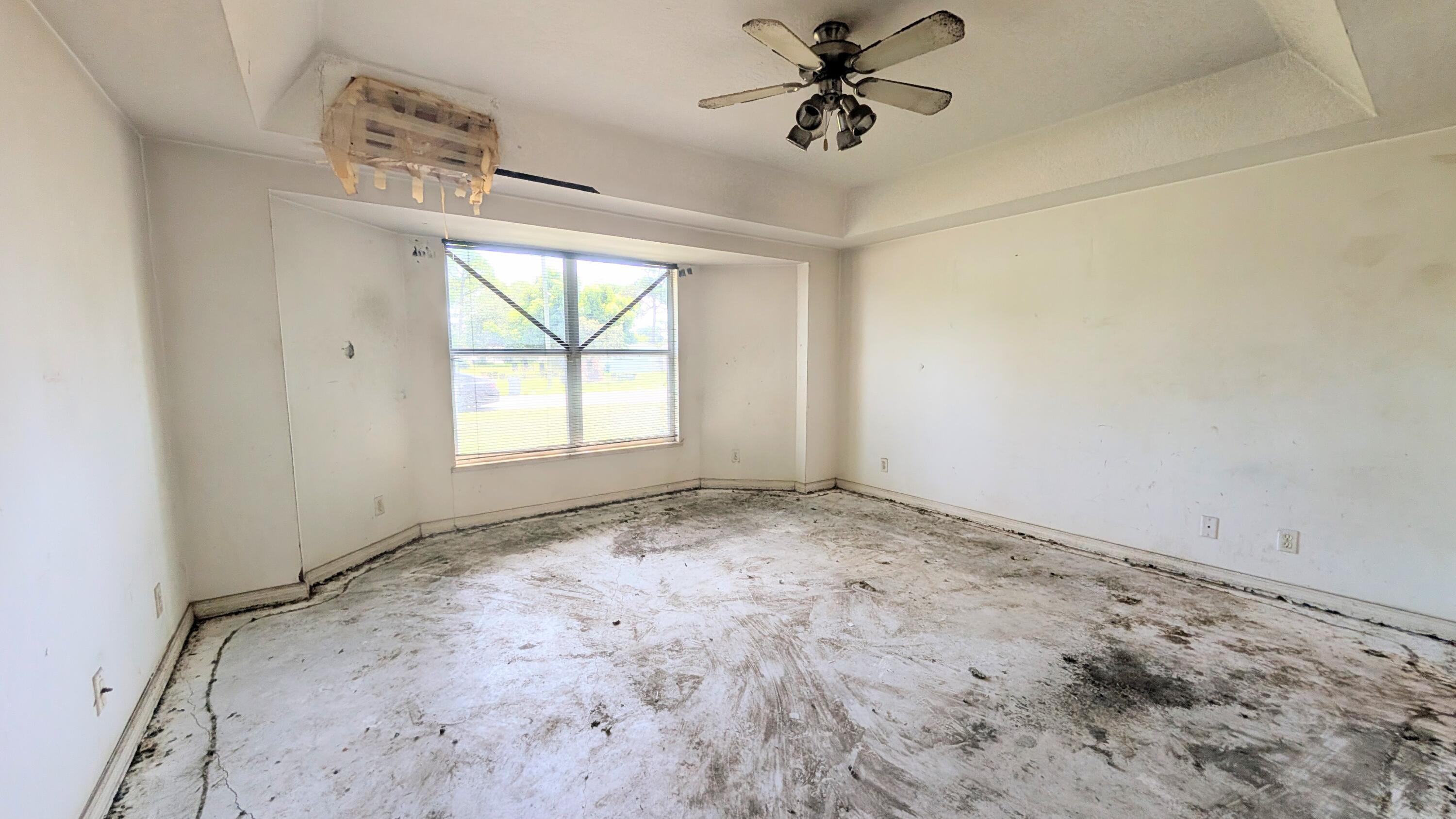 2501 Iroquois Avenue, Fort Pierce, FL 34946, Fort Pierce - Photo 5