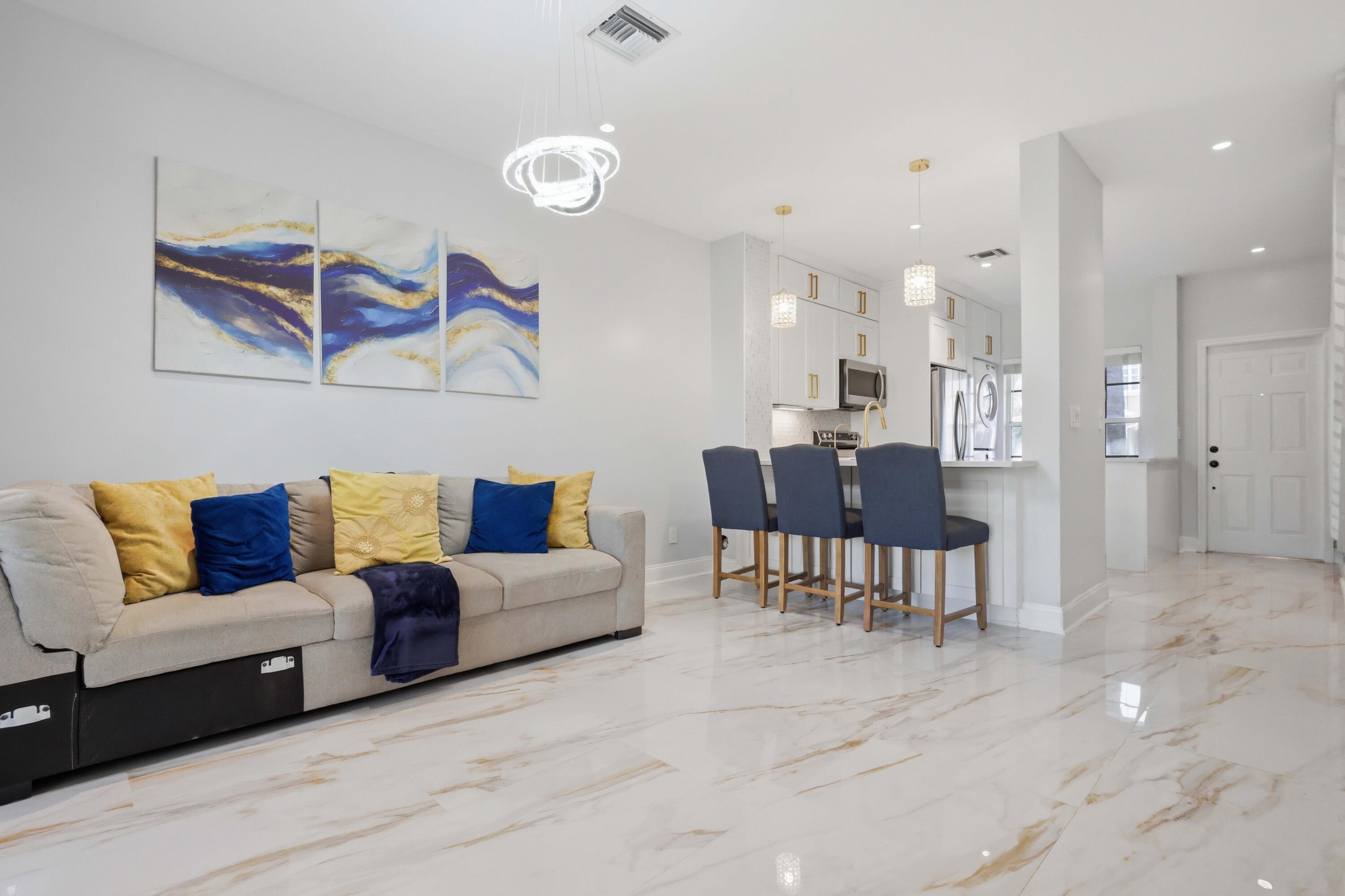 12207 SW 6TH Street, Pembroke Pines, FL 33025, Pembroke Pines - Photo 4