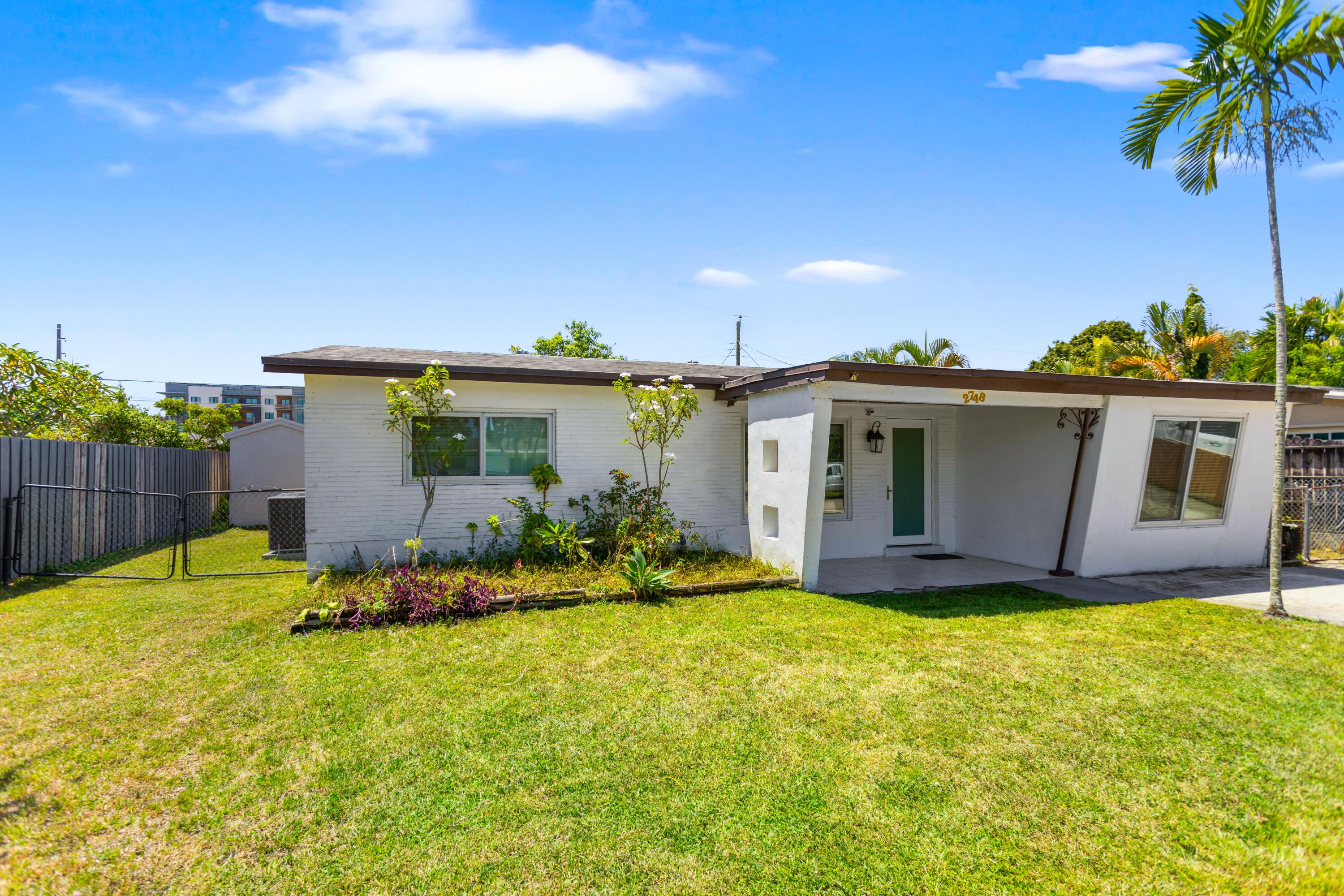 2748 SW 46TH Court, Dania Beach, FL 33312, Dania Beach - Photo 5
