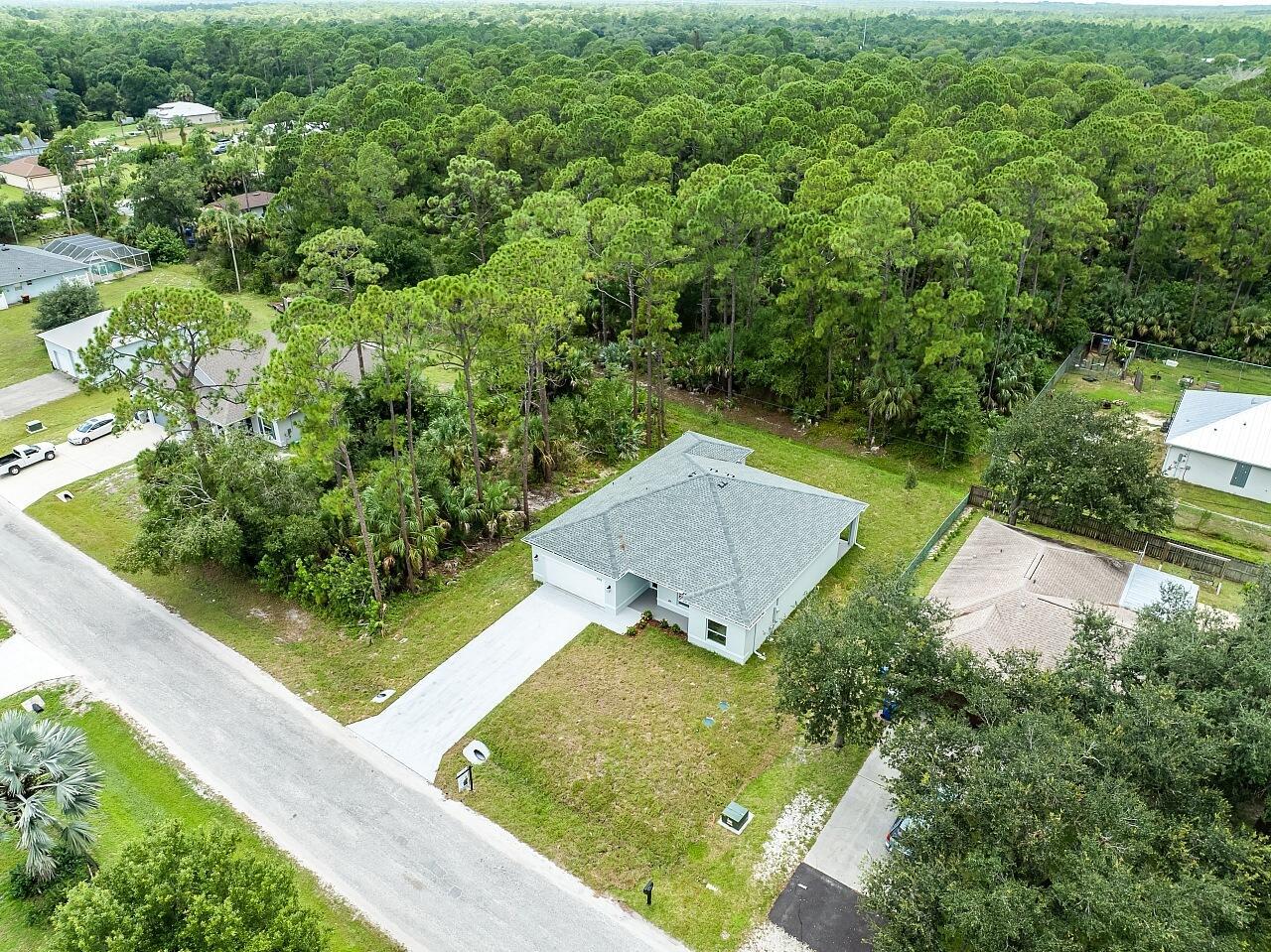 9365 107th Avenue, Vero Beach, FL 32967, Vero Beach - Photo 4