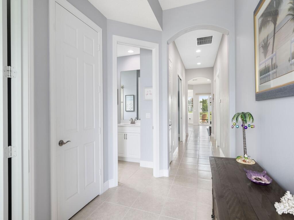 2558 Bella Vista Circle, Vero Beach, FL 32966, Vero Beach - Photo 4