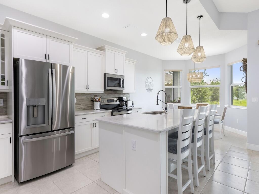 2558 Bella Vista Circle, Vero Beach, FL 32966, Vero Beach - Photo 5
