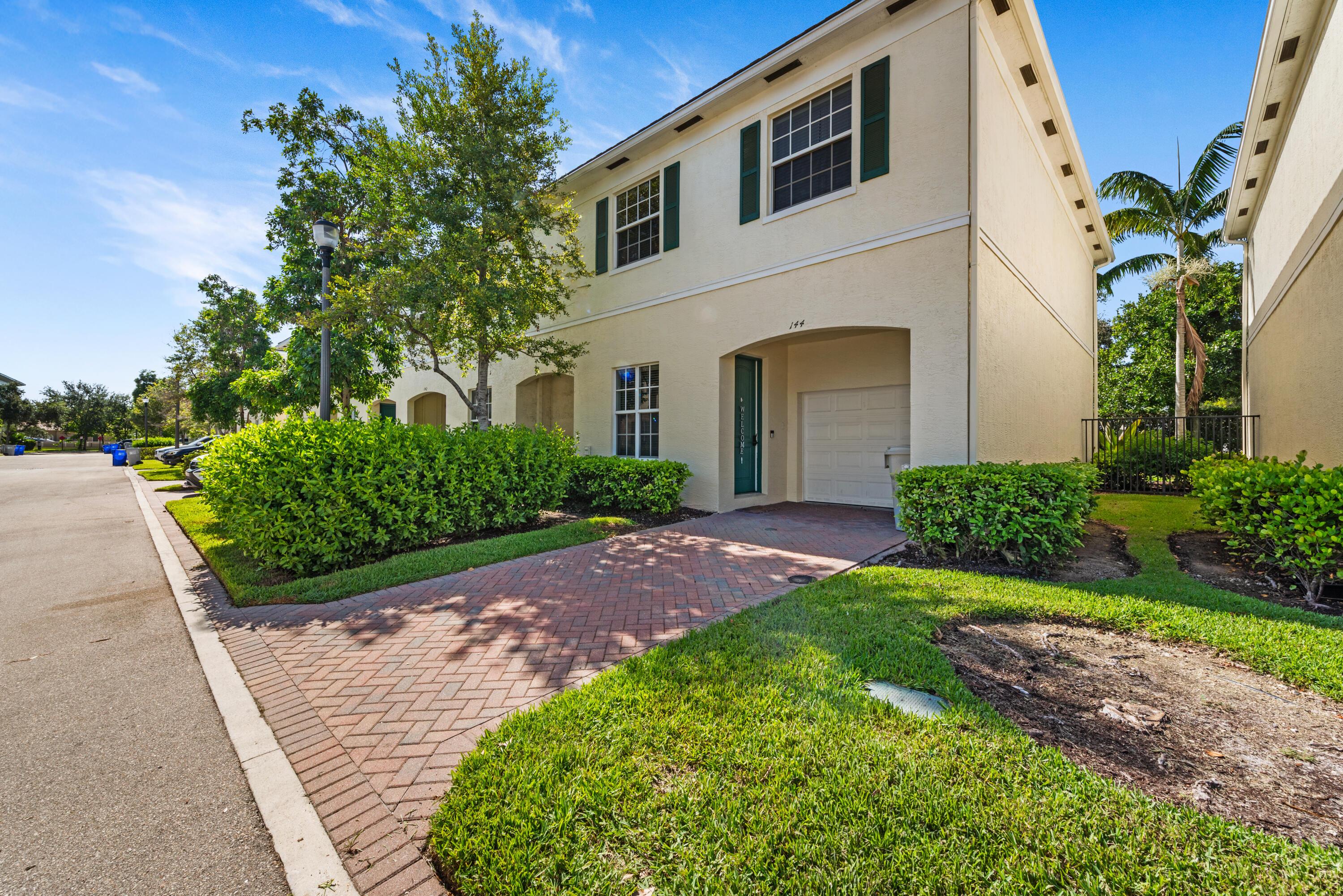 144 SW 7th Court, Pompano Beach, FL 33060, Pompano Beach - Photo 2