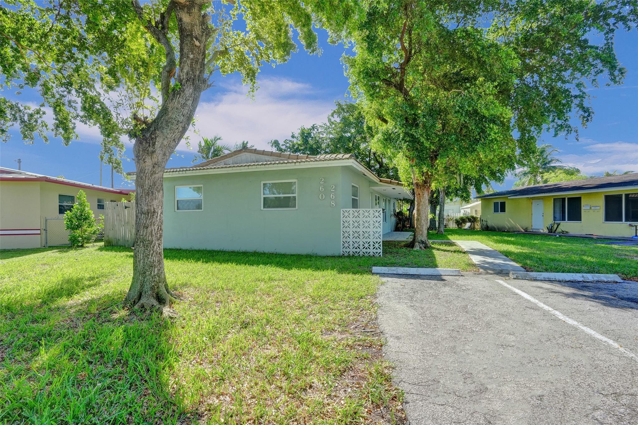 260 NE 41st Street, Oakland Park, FL 33334, Oakland Park - Photo 3
