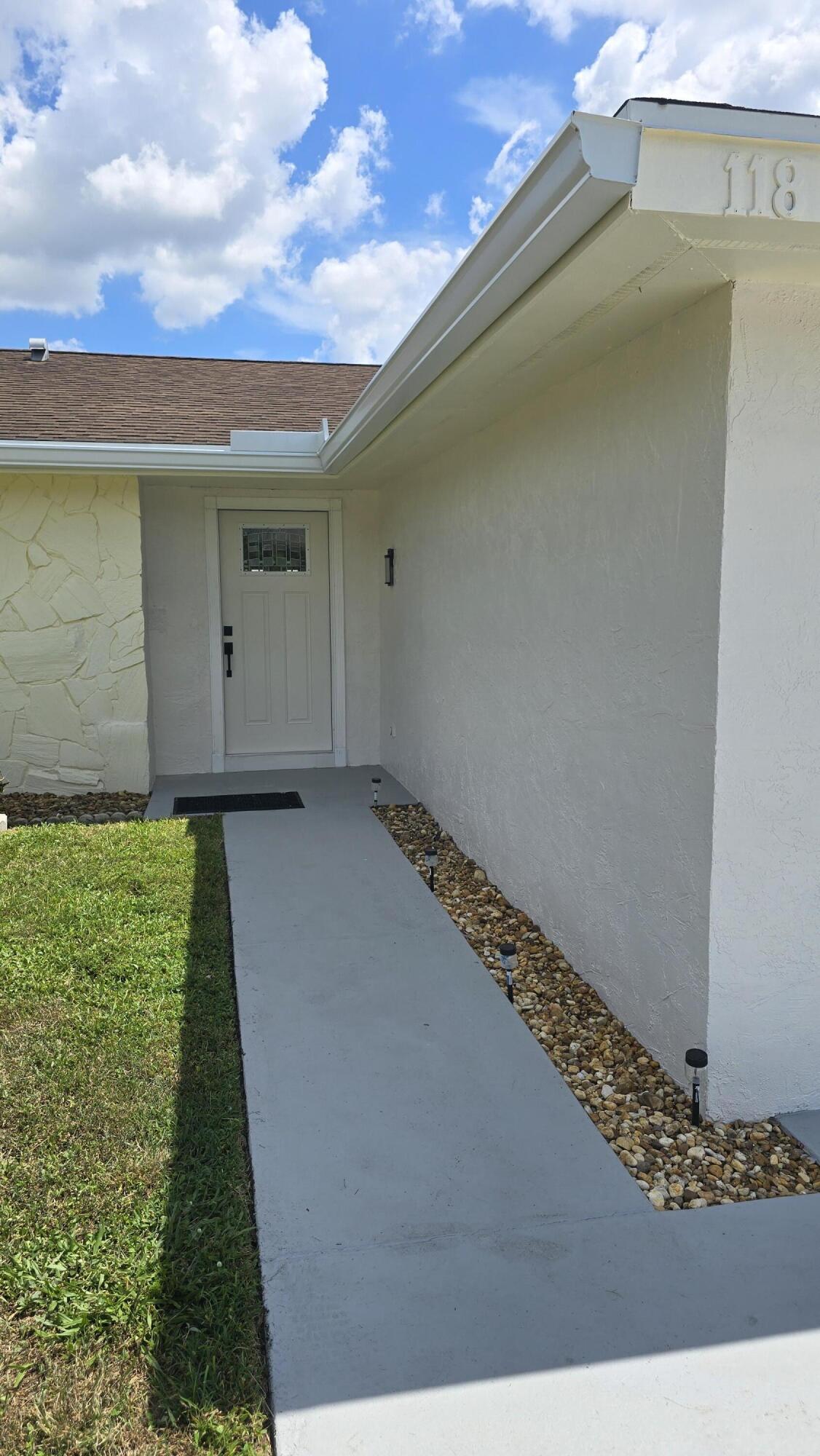 118 CAMBRIDGE Lane, Royal Palm Beach, FL 33411, Royal Palm Beach - Photo 3