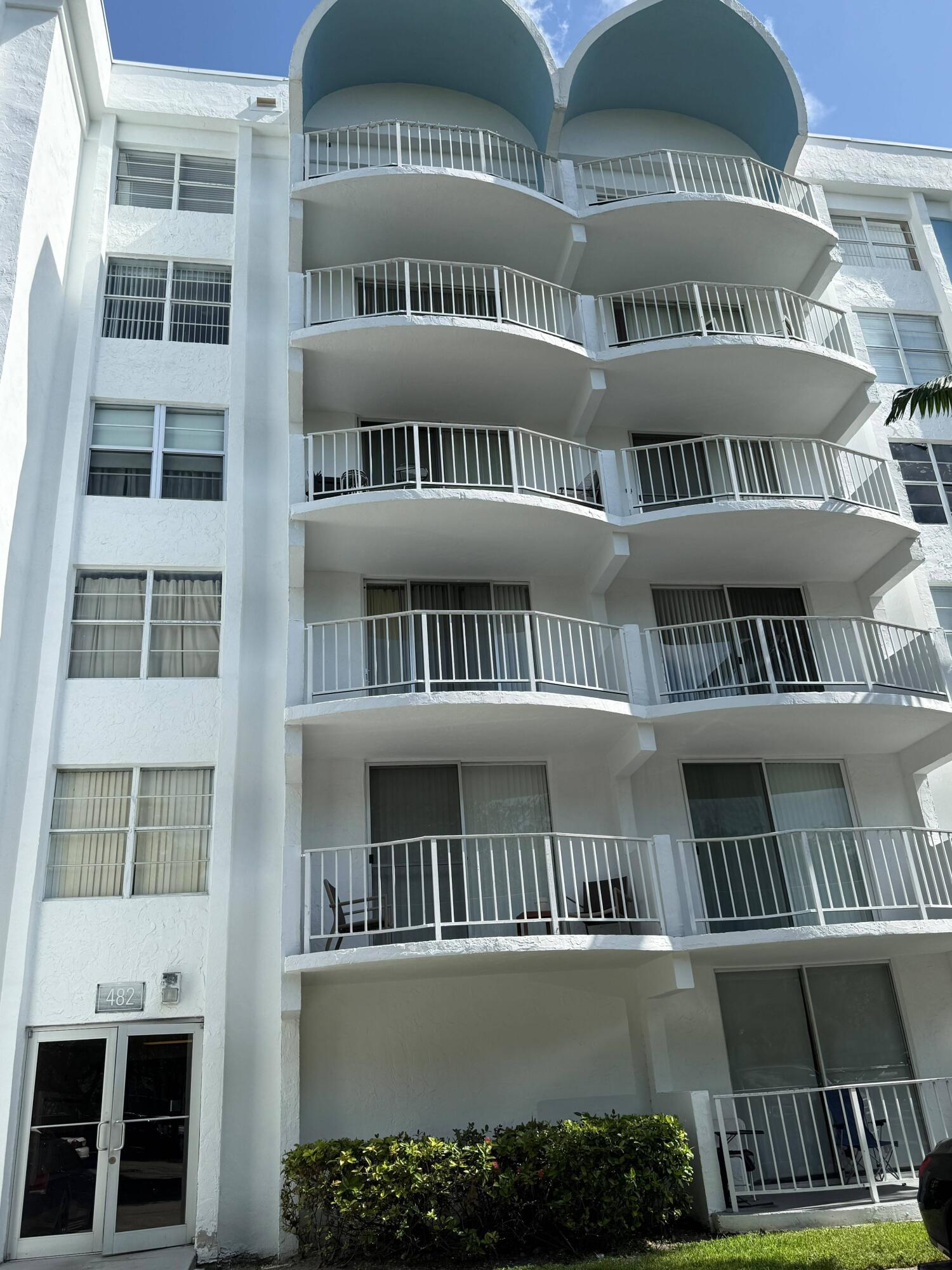 482 NW 165TH ST Road A-301, Miami, FL 33169, Miami - Photo 2