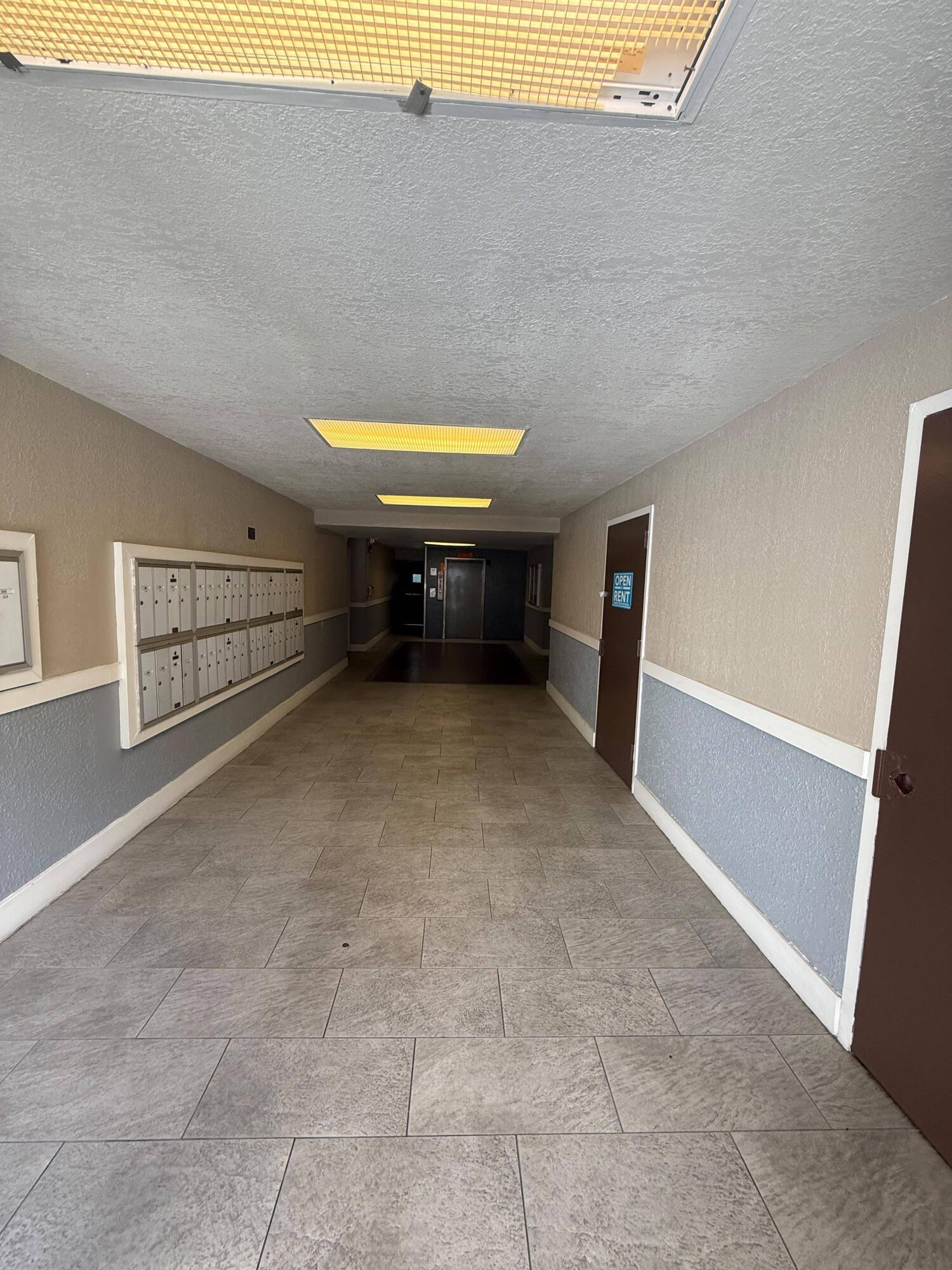 482 NW 165TH ST Road A-301, Miami, FL 33169, Miami - Photo 4