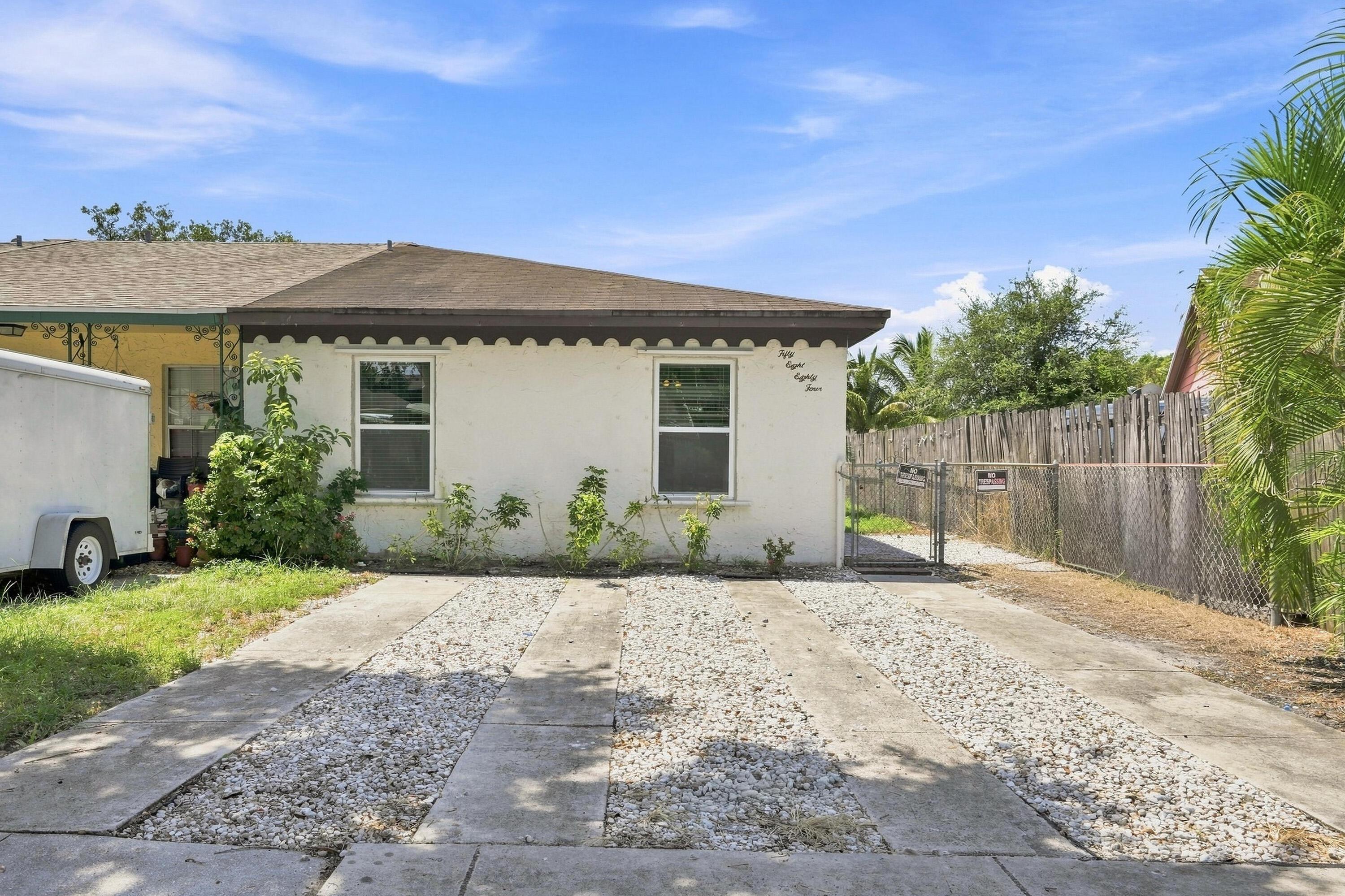 5884 S 38th Street, Greenacres, FL 33463, Greenacres
