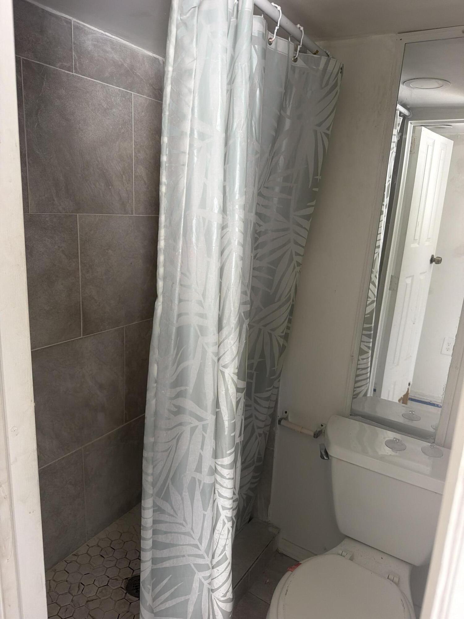 1822 Cleveland Street c, Hollywood, FL 33020, Hollywood - Photo 4