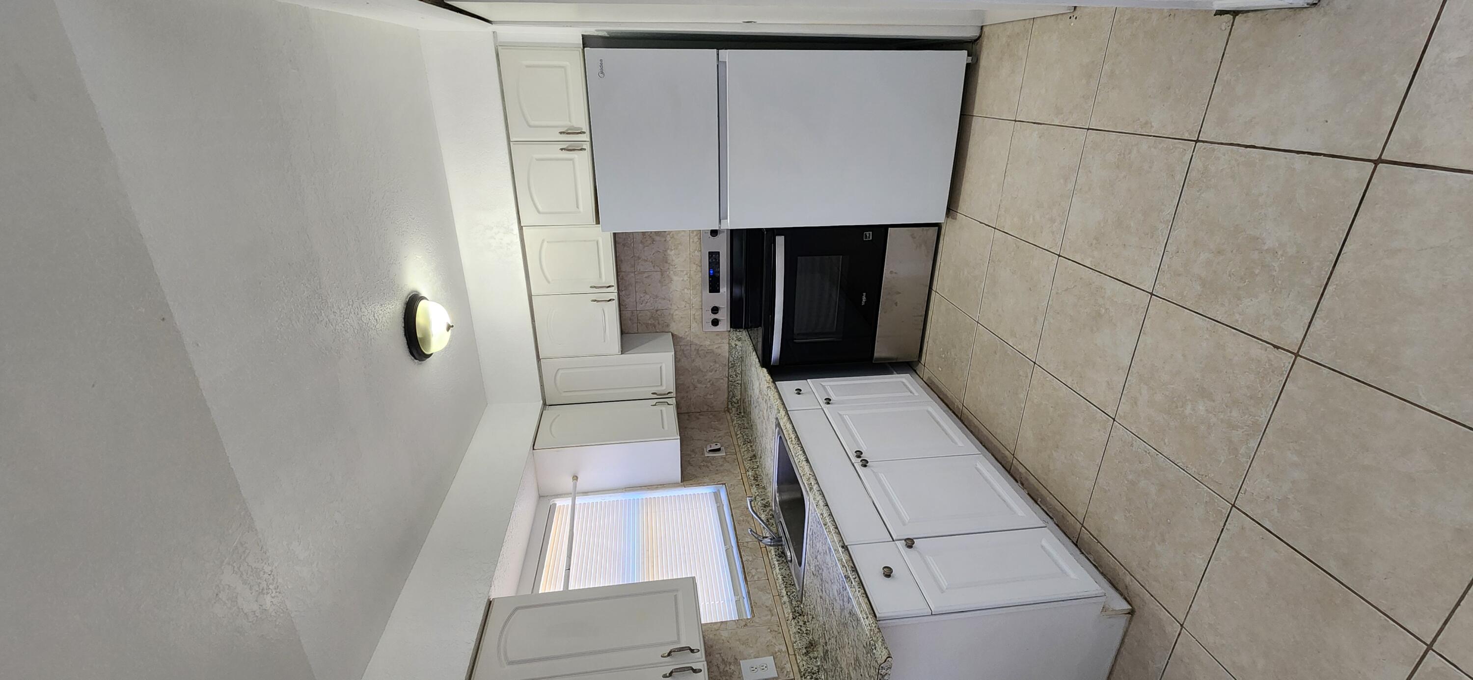 5940 NW 16TH Place 4, Sunrise, FL 33313, Sunrise - Photo 4