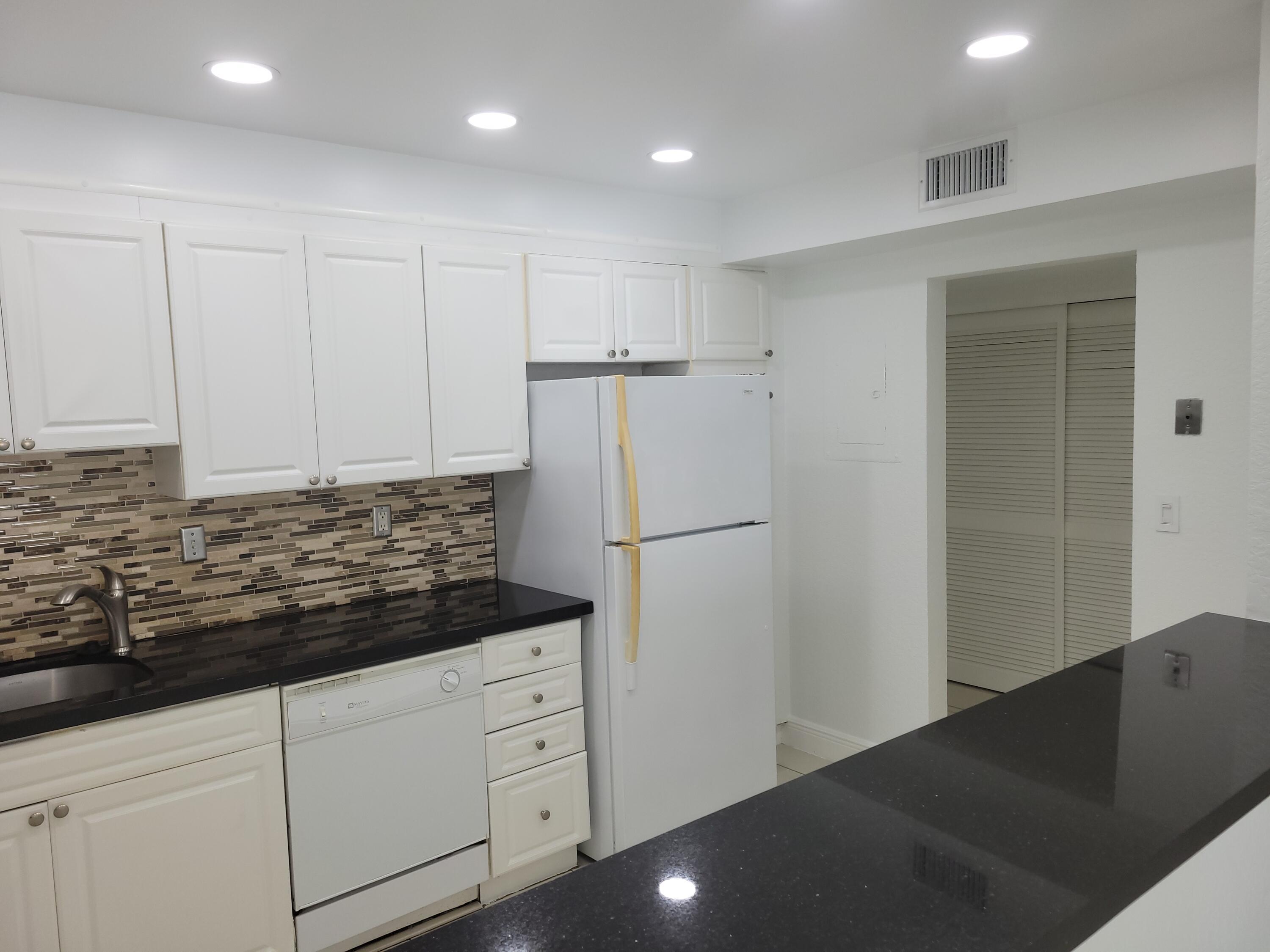 19370 Collins Avenue 623, Sunny Isles Beach, FL 33160, Sunny Isles Beach - Photo 3