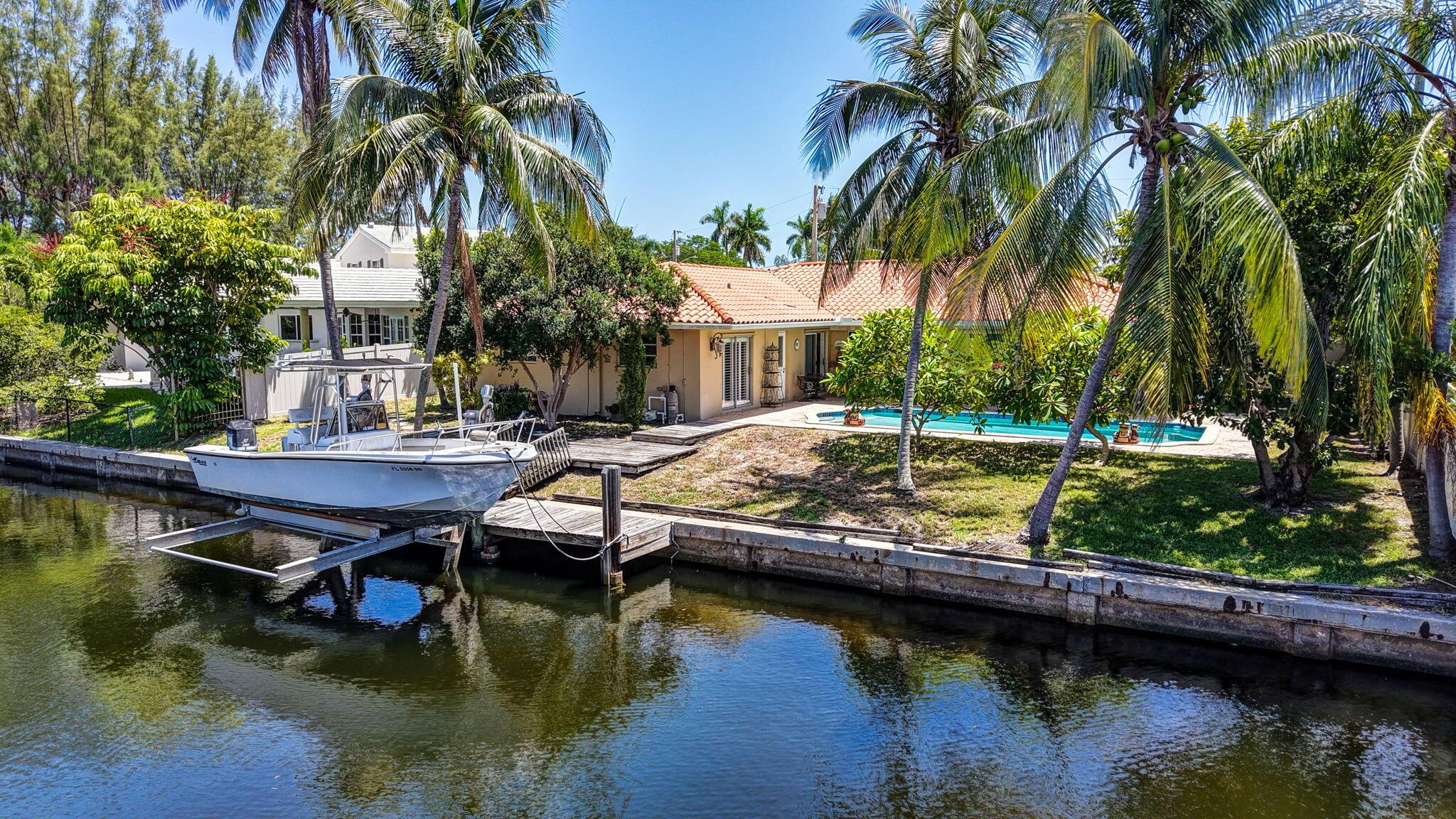 5581 NE 28TH Avenue, Fort Lauderdale, FL 33308, Fort Lauderdale - Photo 2