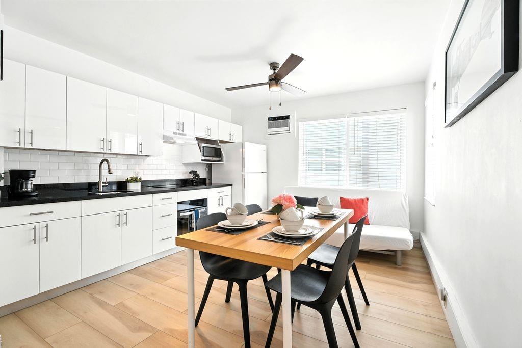 343 VAN BUREN Street 4, Hollywood, FL 33019, Hollywood - Photo 2