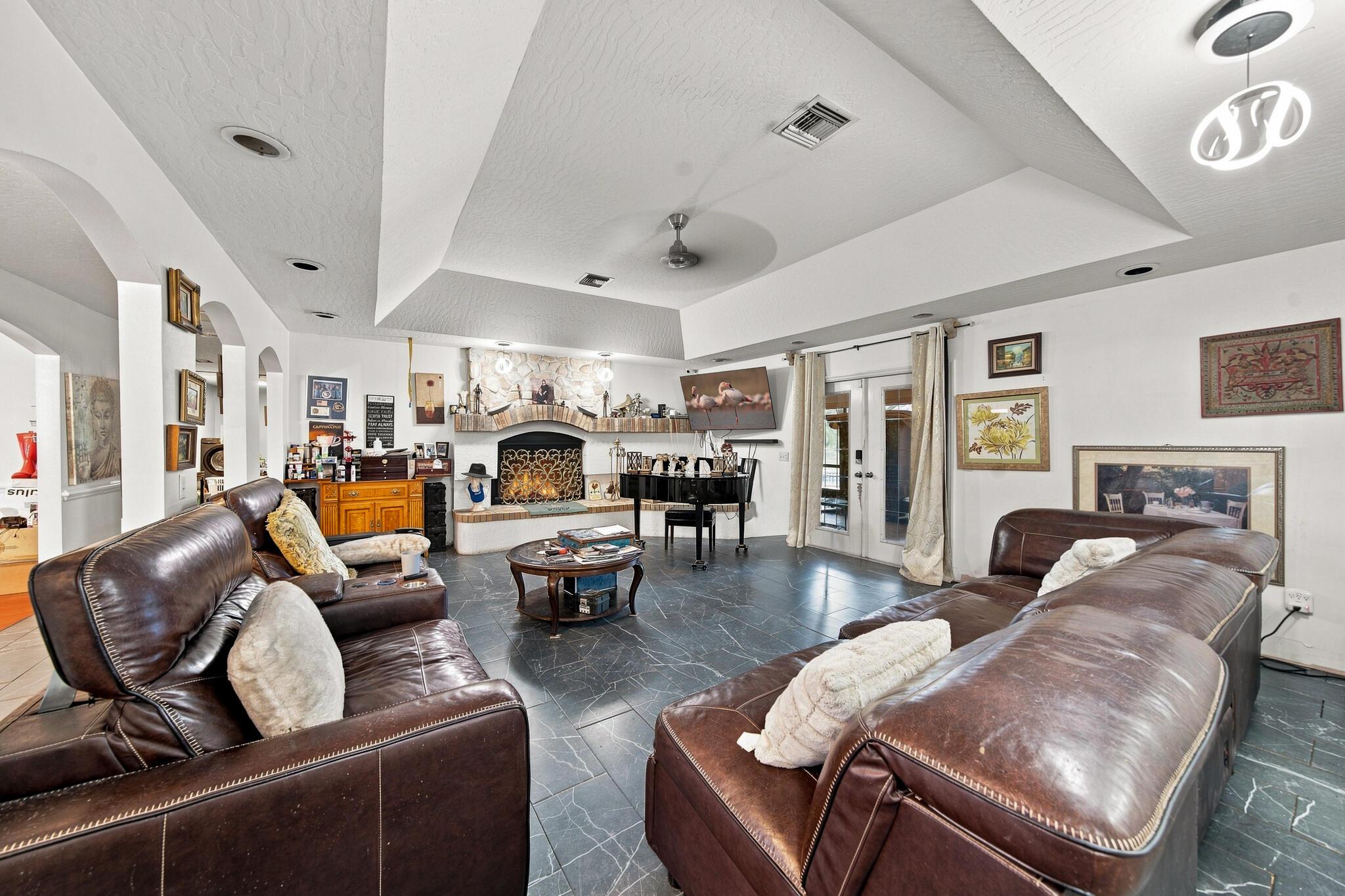2930 Brandywine Lane, Melbourne, FL 32904, Melbourne - Photo 5