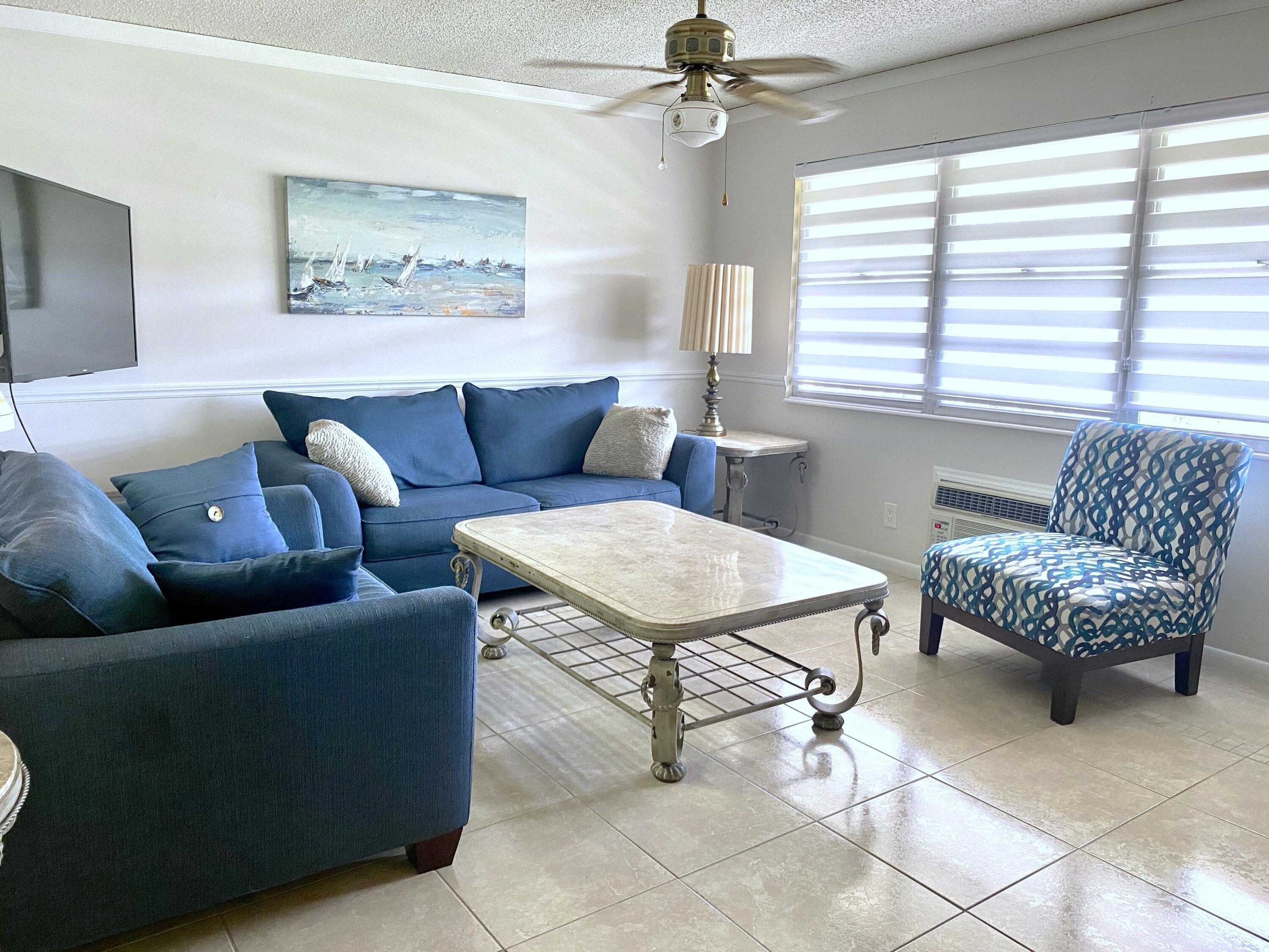 335 FARNHAM P, Deerfield Beach, FL 33442, Deerfield Beach - Photo 3