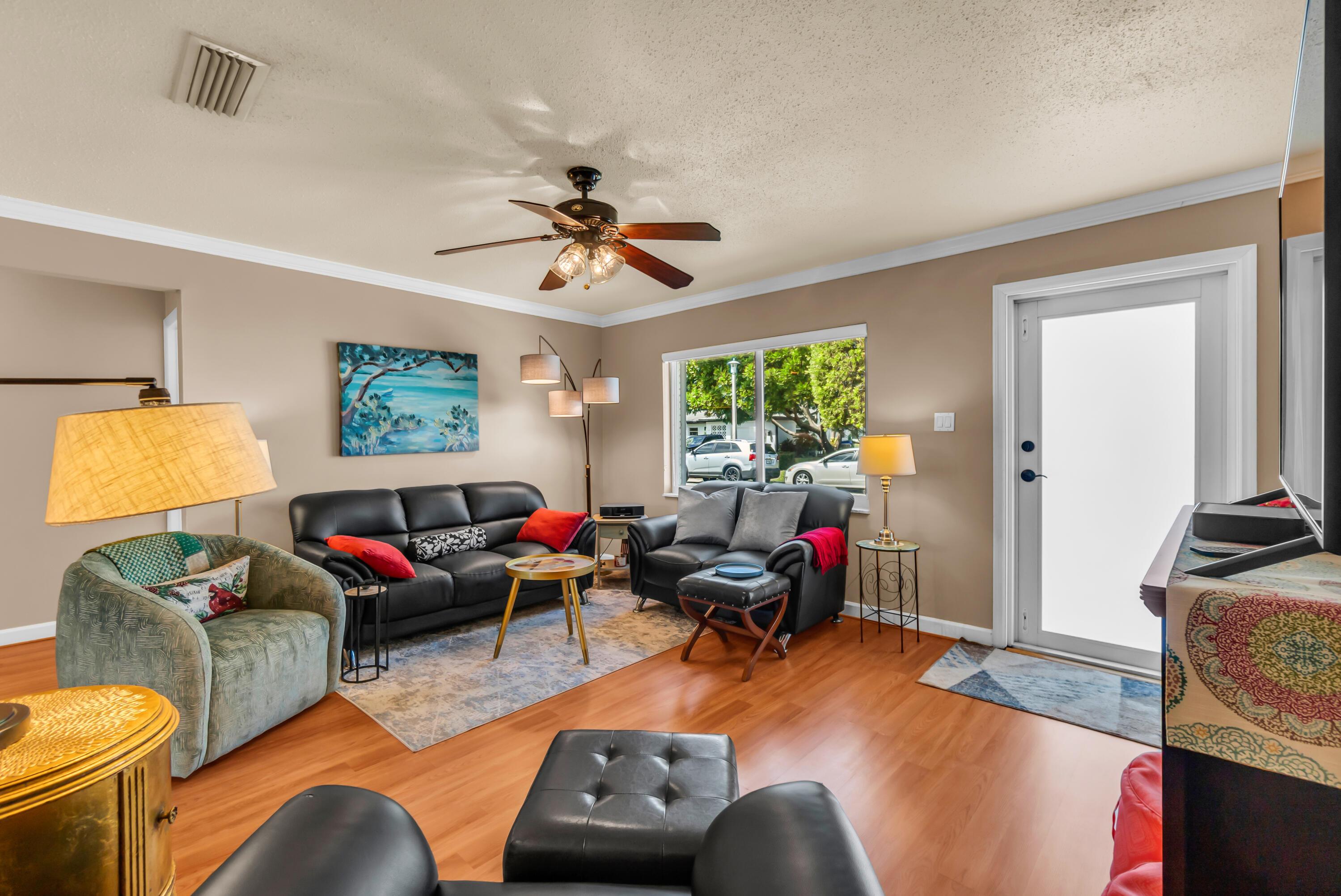1190 NW 72nd Terrace, Margate, FL 33063, Margate - Photo 4