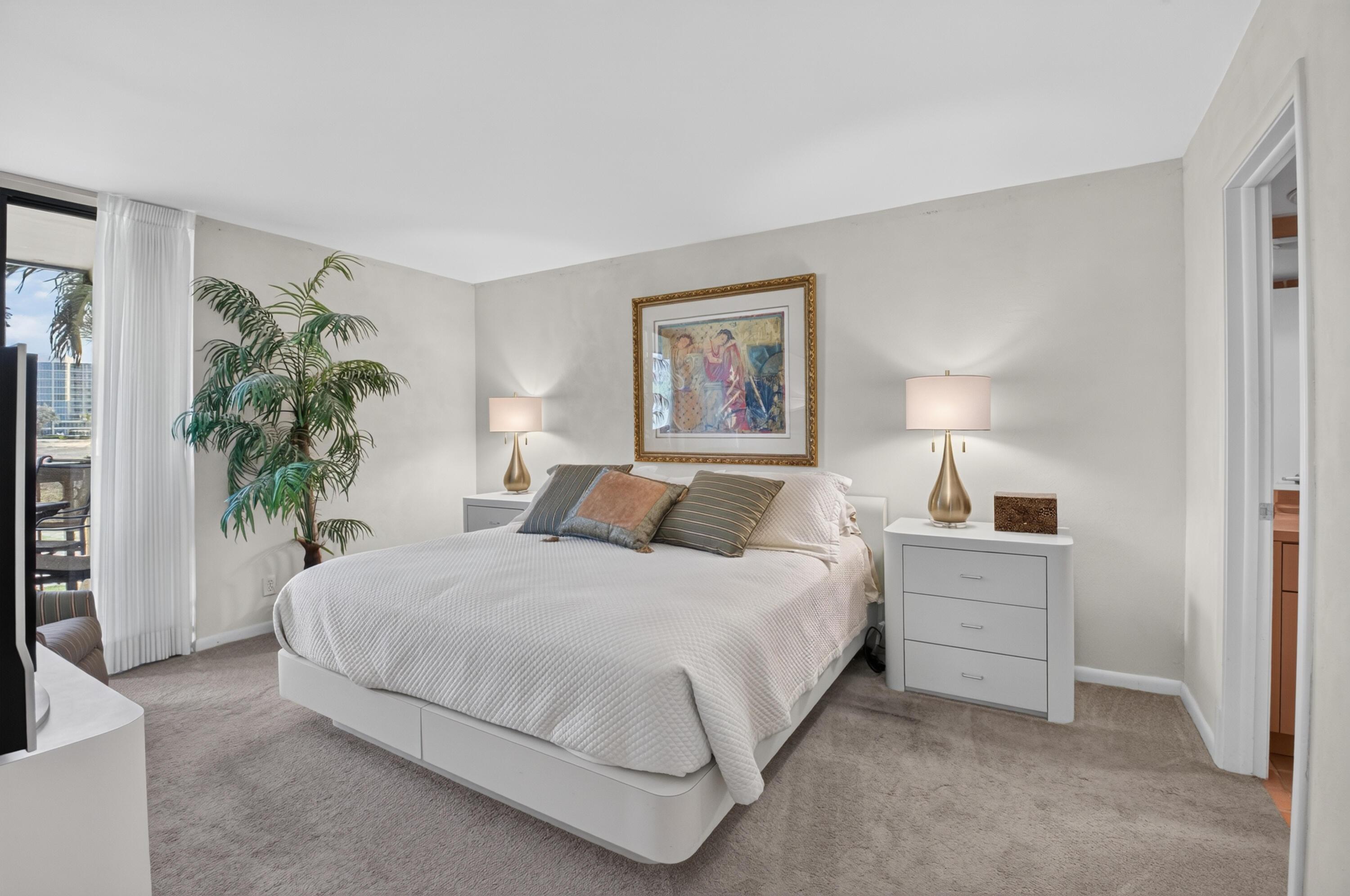 1721 Bridgewood Drive, Boca Raton, FL 33434, Boca Raton - Photo 4