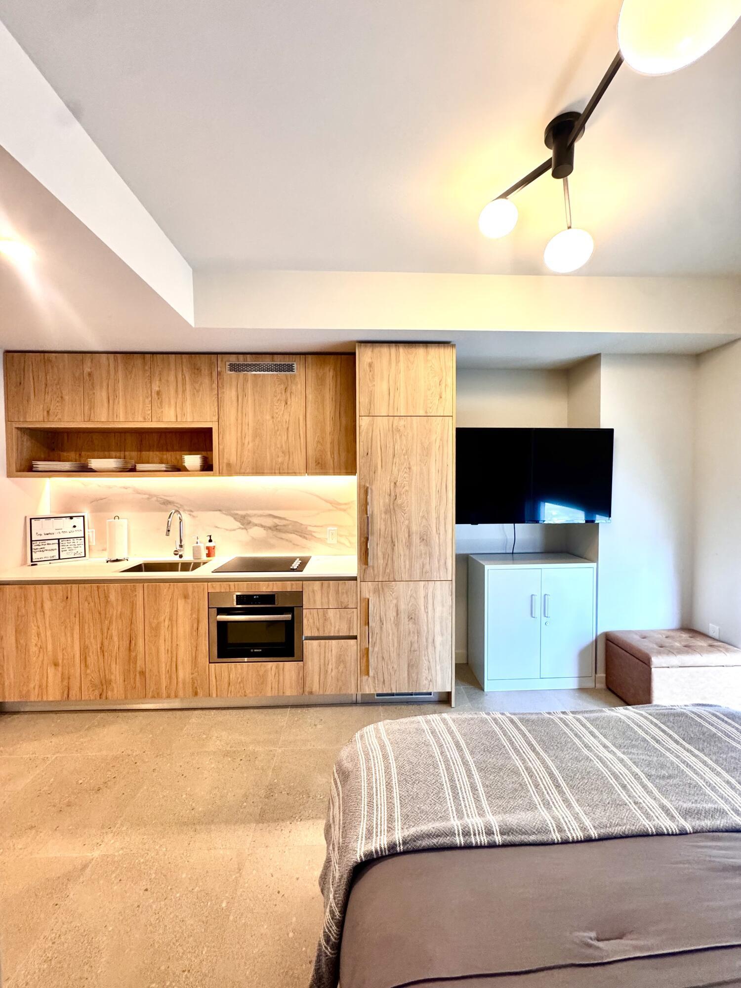 11 NE 6th Street 2606, Miami, FL 33132, Miami - Photo 4