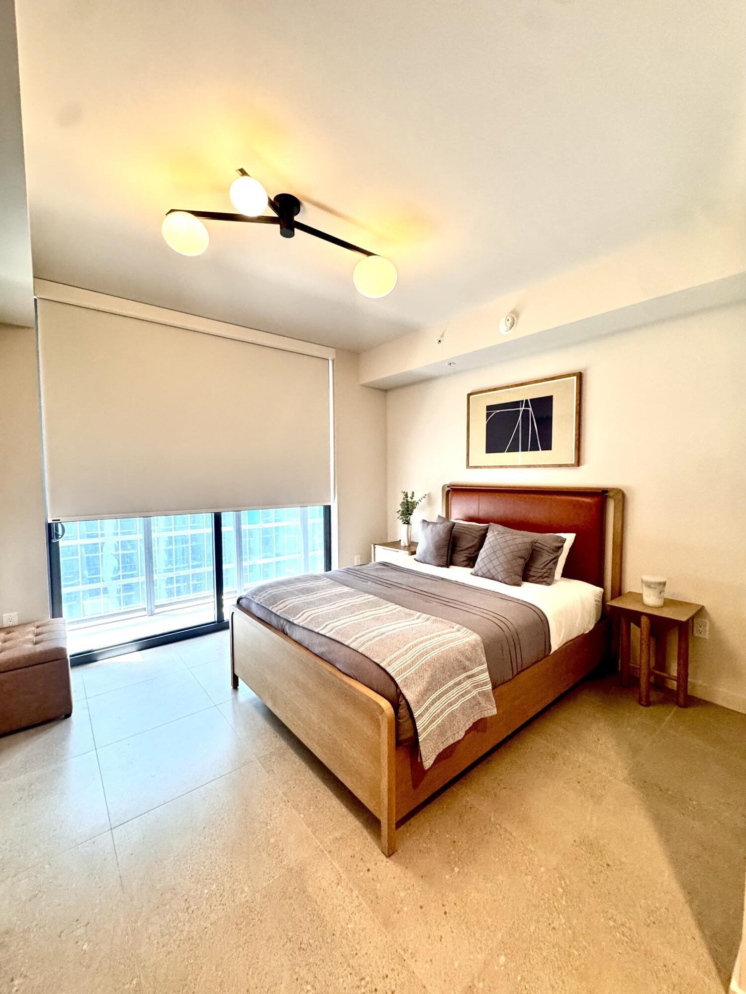 11 NE 6th Street 2606, Miami, FL 33132, Miami - Photo 2