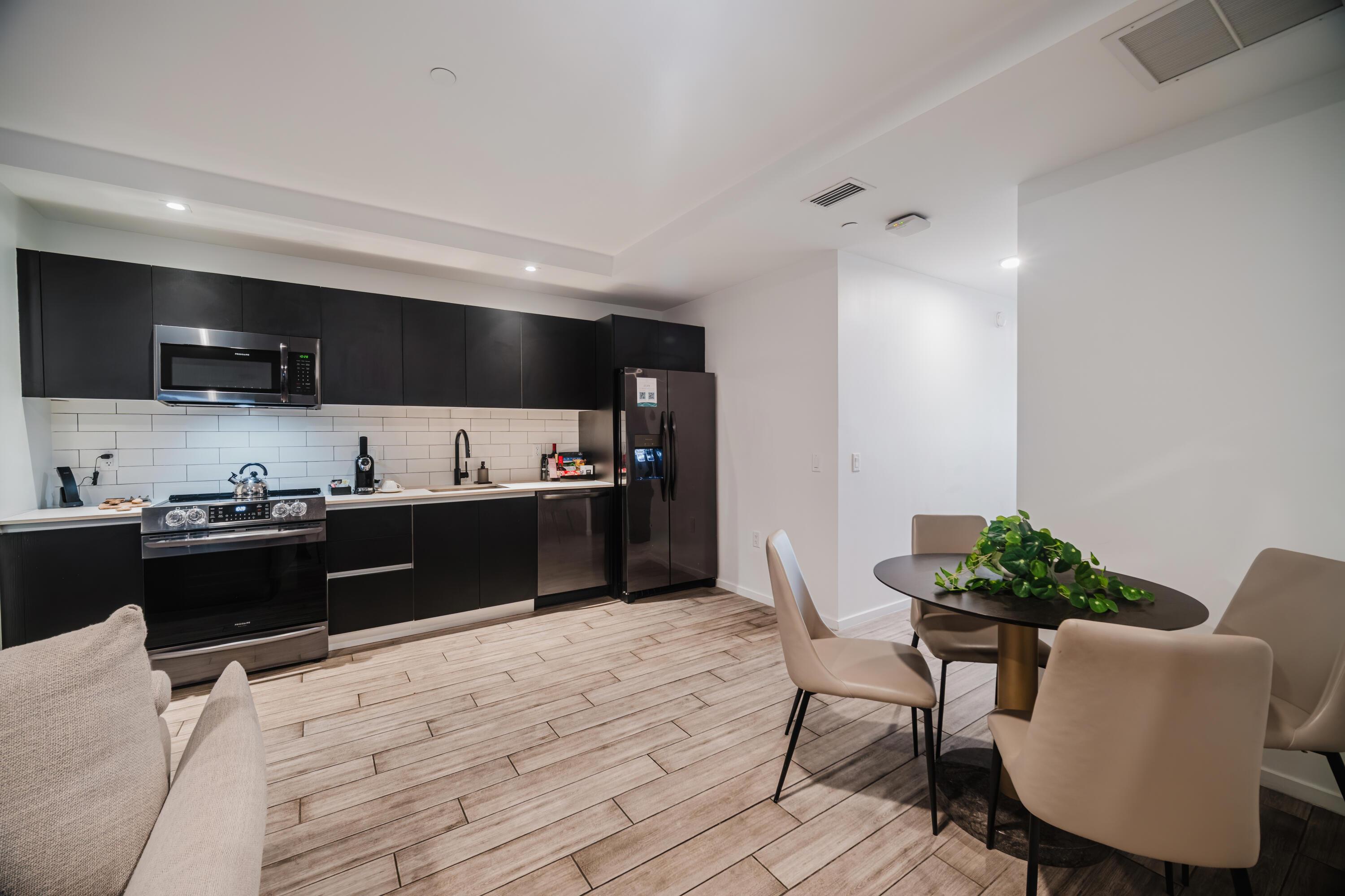 398 NE 5TH Street 1515, Miami, FL 33132, Miami