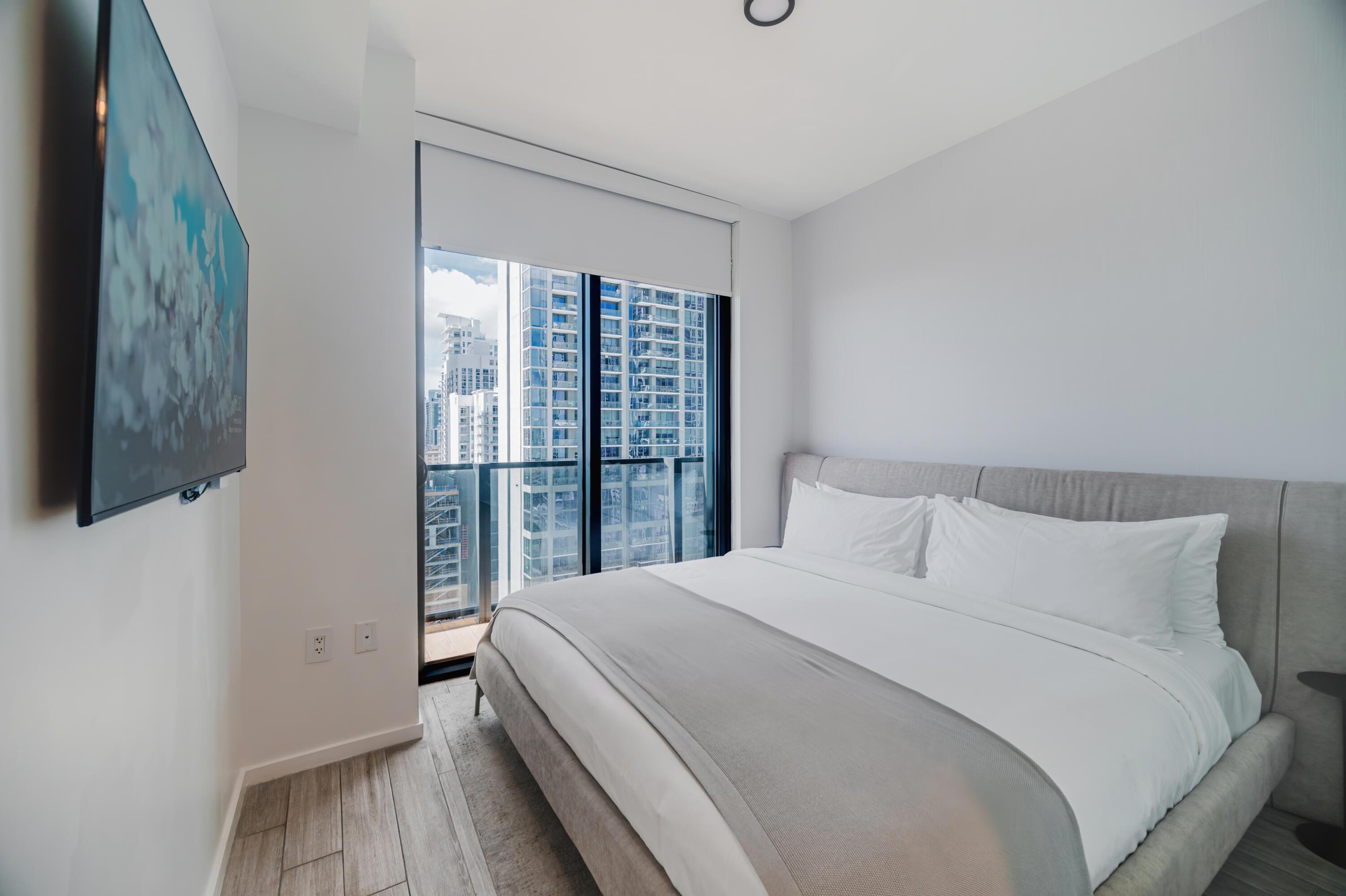 398 NE 5TH Street 1515, Miami, FL 33132, Miami - Photo 5