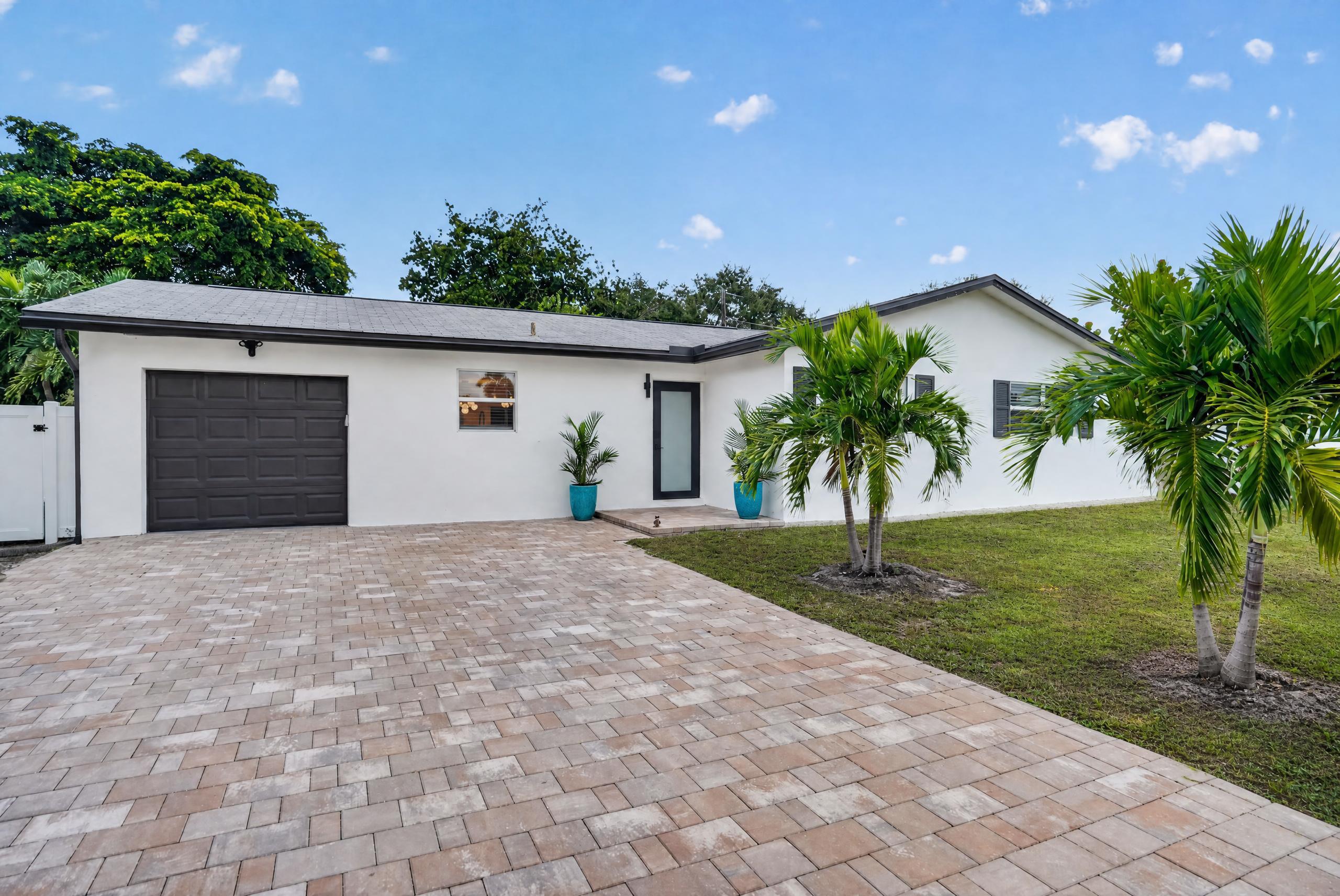 2521 Jaeger Drive, Delray Beach, FL 33444, Delray Beach - Photo 2