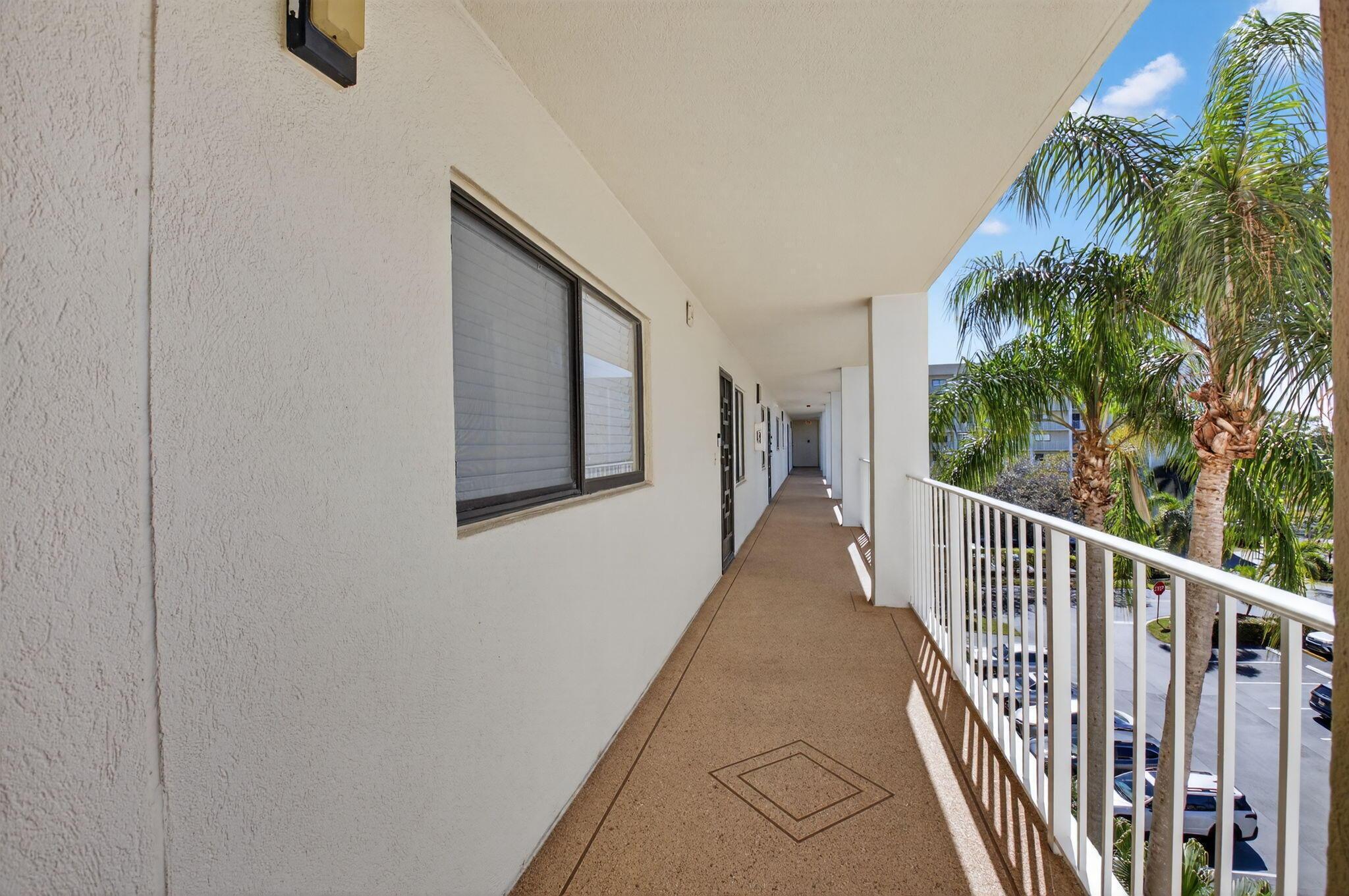 7310 Ashford Place 505, Delray Beach, FL 33446, Delray Beach - Photo 3