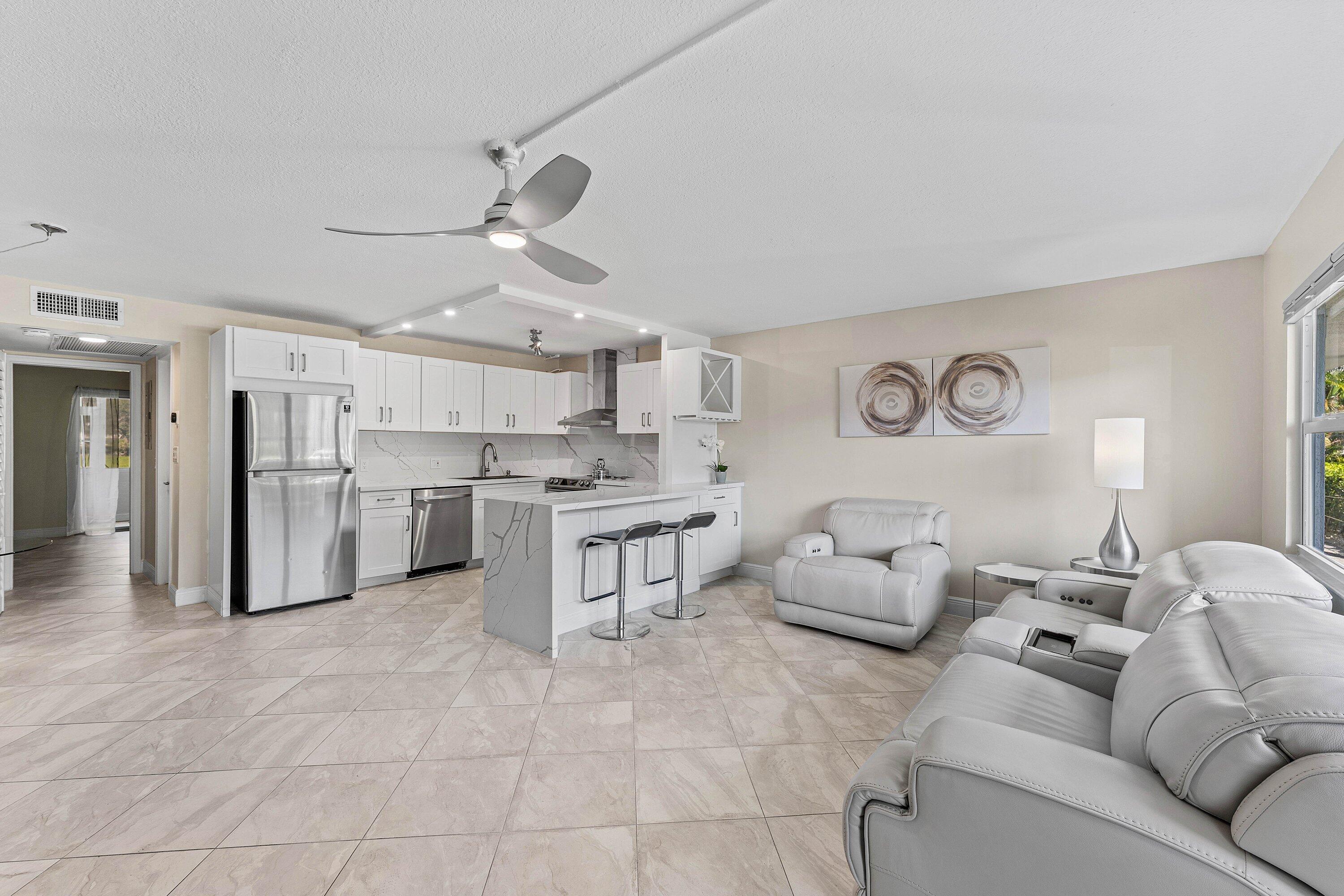 1015 Berkshire A, Deerfield Beach, FL 33442, Deerfield Beach - Photo 5