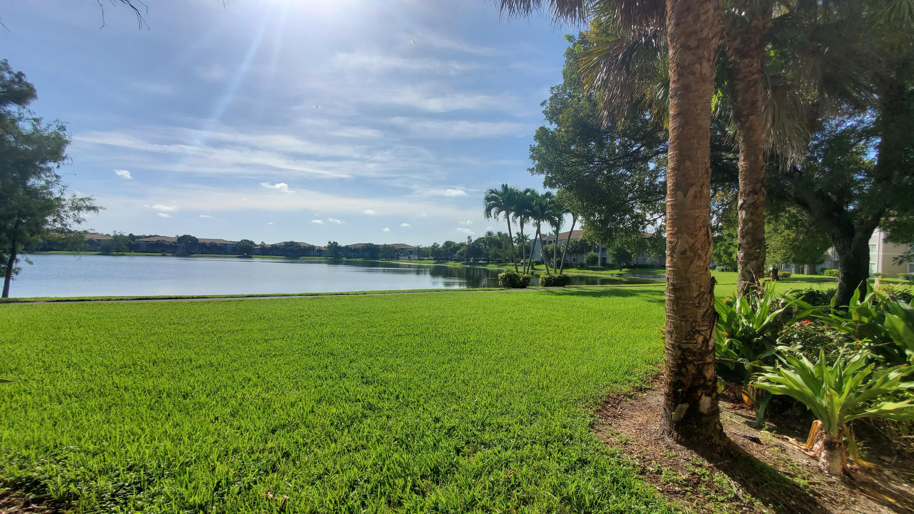 5011 WILES Road 104, Coconut Creek, FL 33073, Coconut Creek - Photo 4