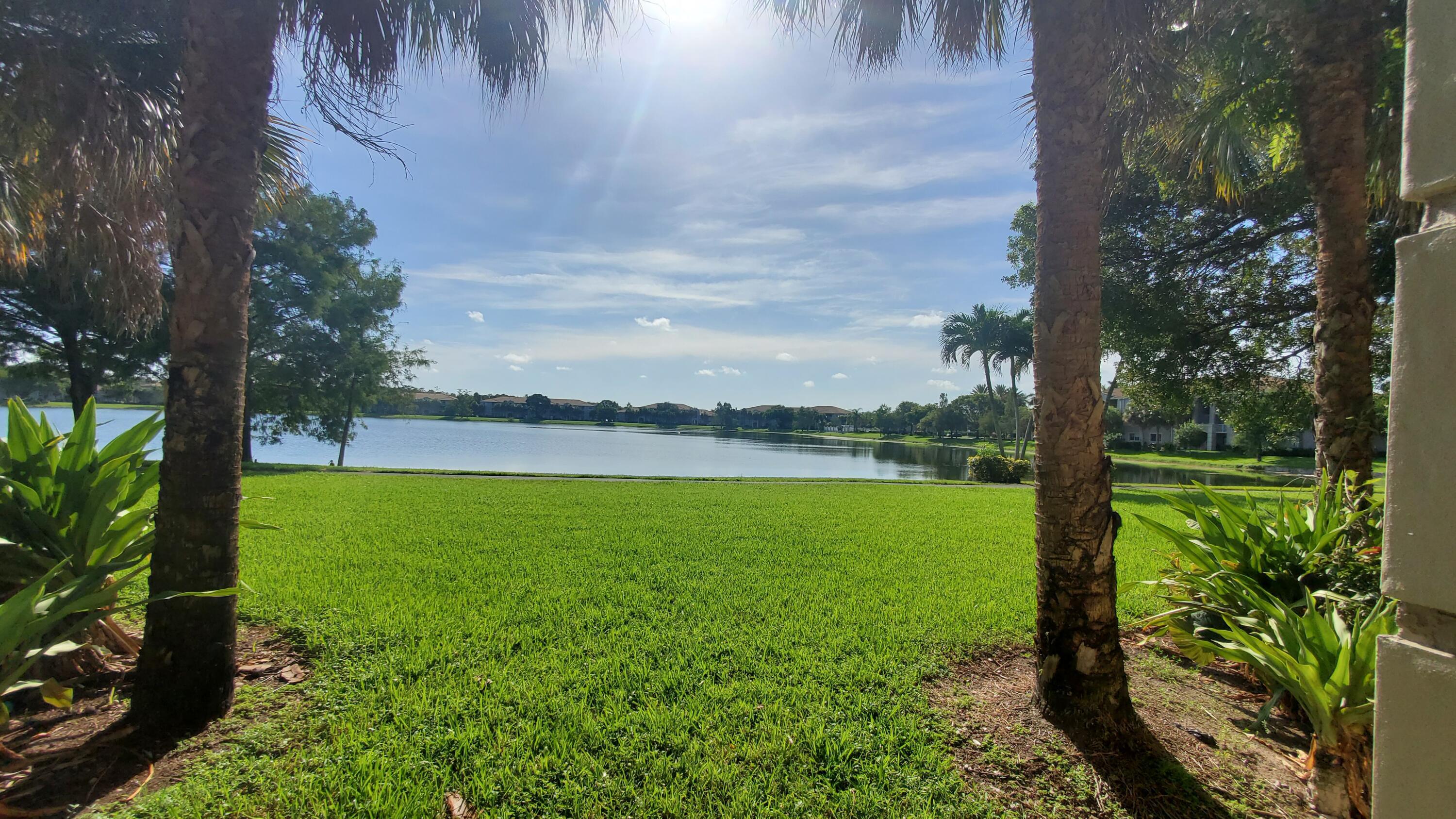 5011 WILES Road 104, Coconut Creek, FL 33073, Coconut Creek - Photo 3