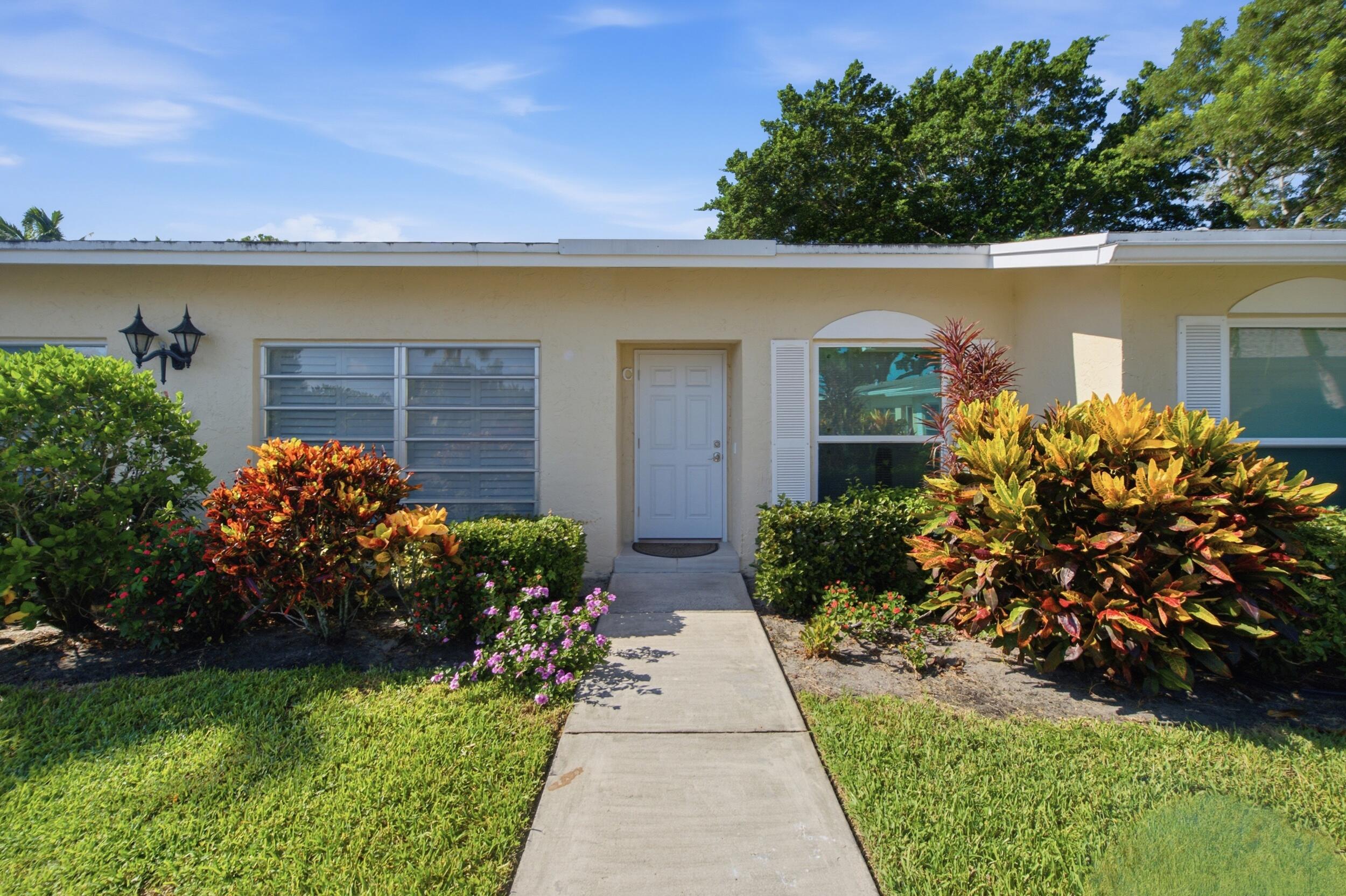 13782 Vía Flora #C, Delray Beach, FL 33484, Delray Beach - Photo 2