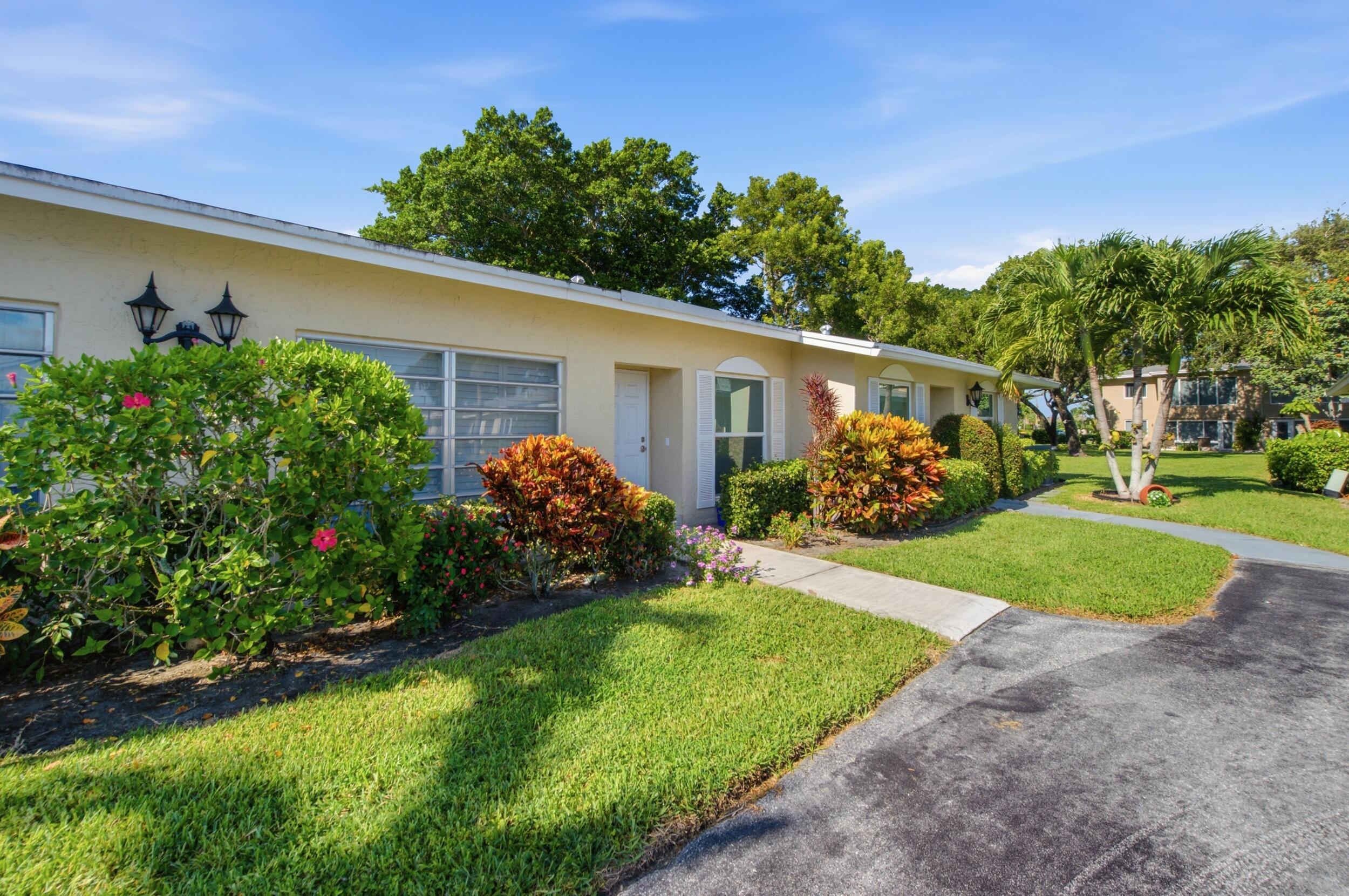 13782 Vía Flora #C, Delray Beach, FL 33484, Delray Beach - Photo 3
