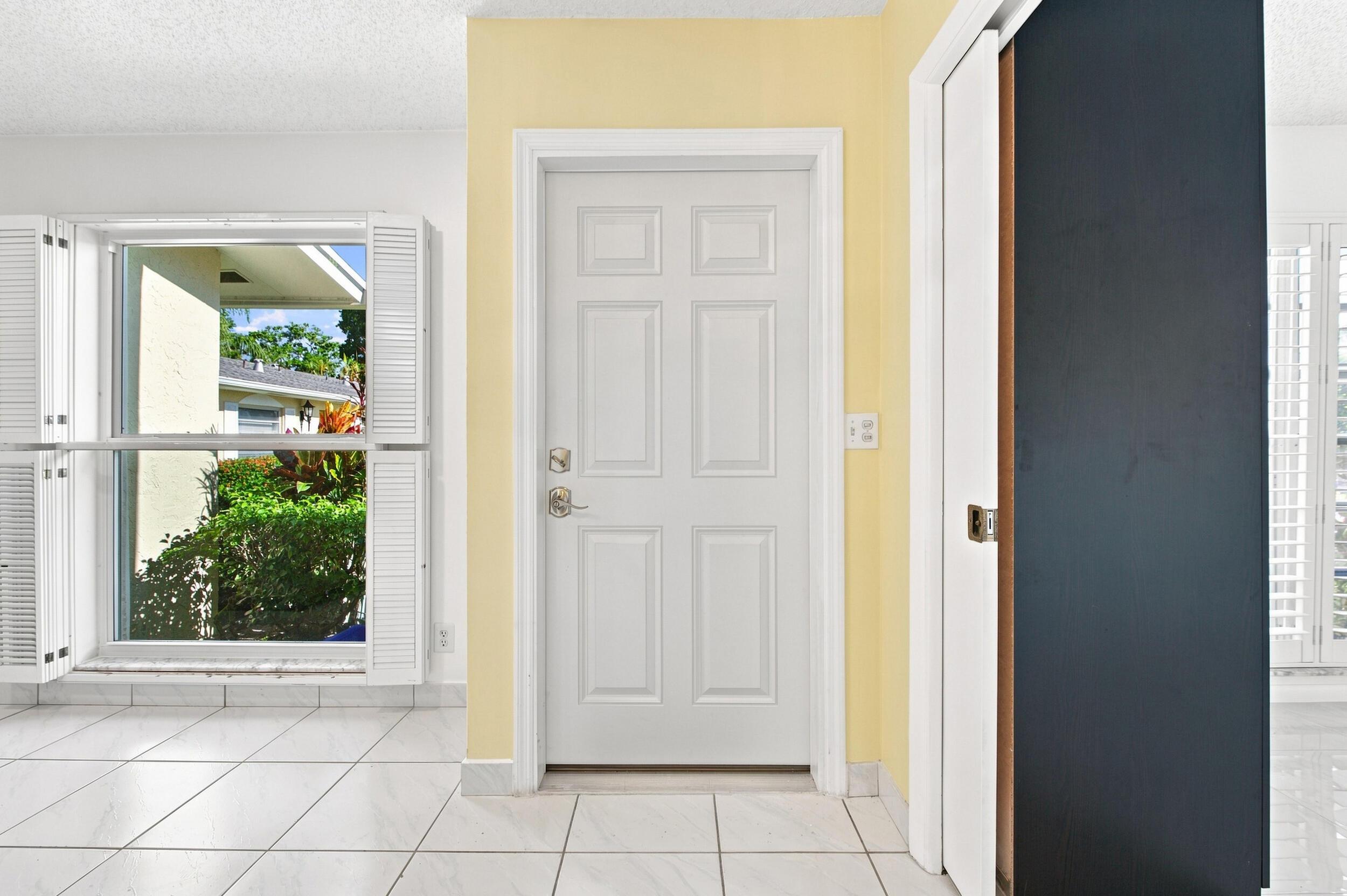 13782 Vía Flora #C, Delray Beach, FL 33484, Delray Beach - Photo 5