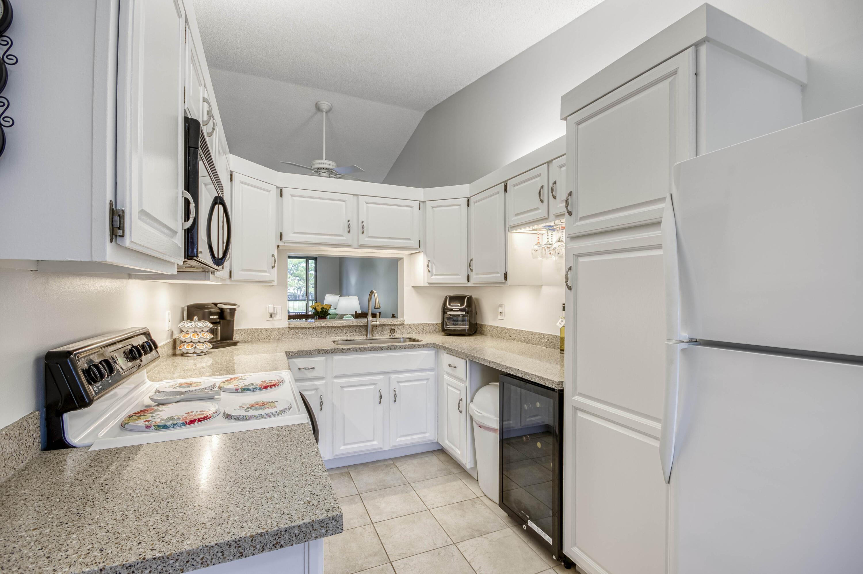 1132 Keystone Drive A, Jupiter, FL 33458, Jupiter - Photo 3