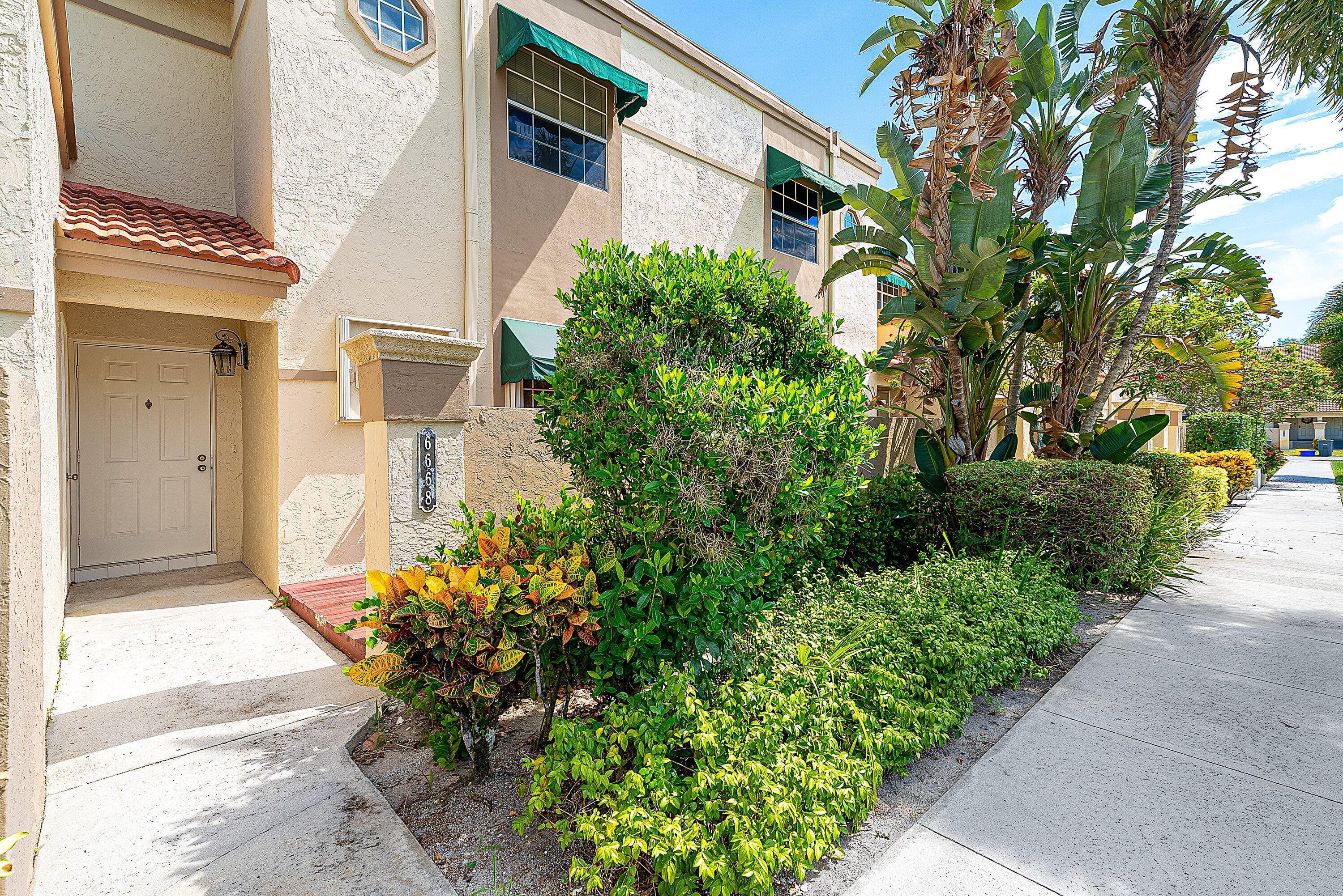 6668 Via Regina, Boca Raton, FL 33433, Boca Raton - Photo 2