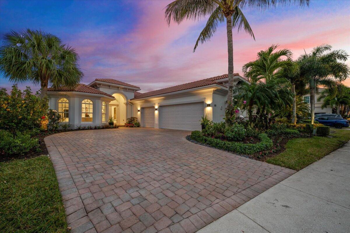 180 Carina Drive, Jupiter, FL 33478, Jupiter - Photo 3
